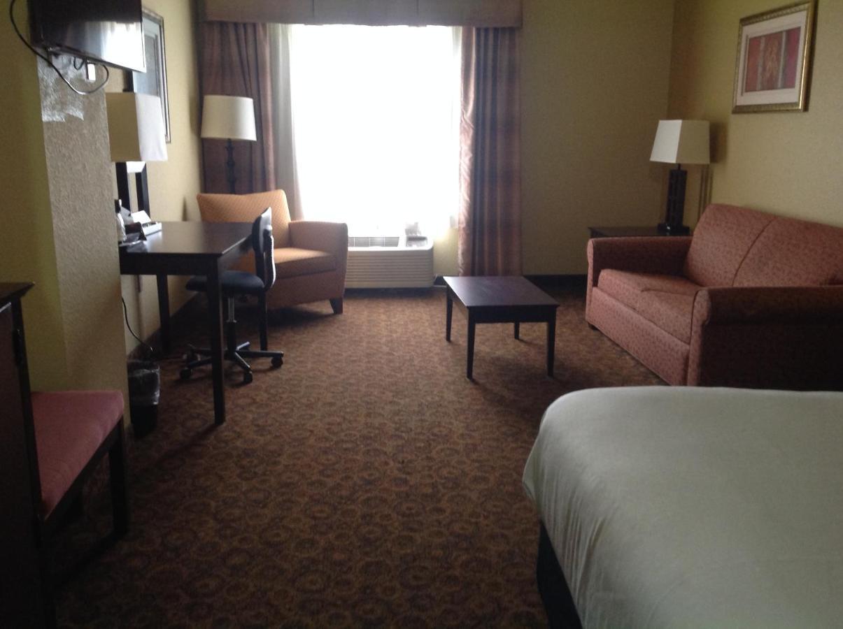 Deluxe King Room Mobility or Hearing Impaired Access Non-Smoking,1003114878:JPEG