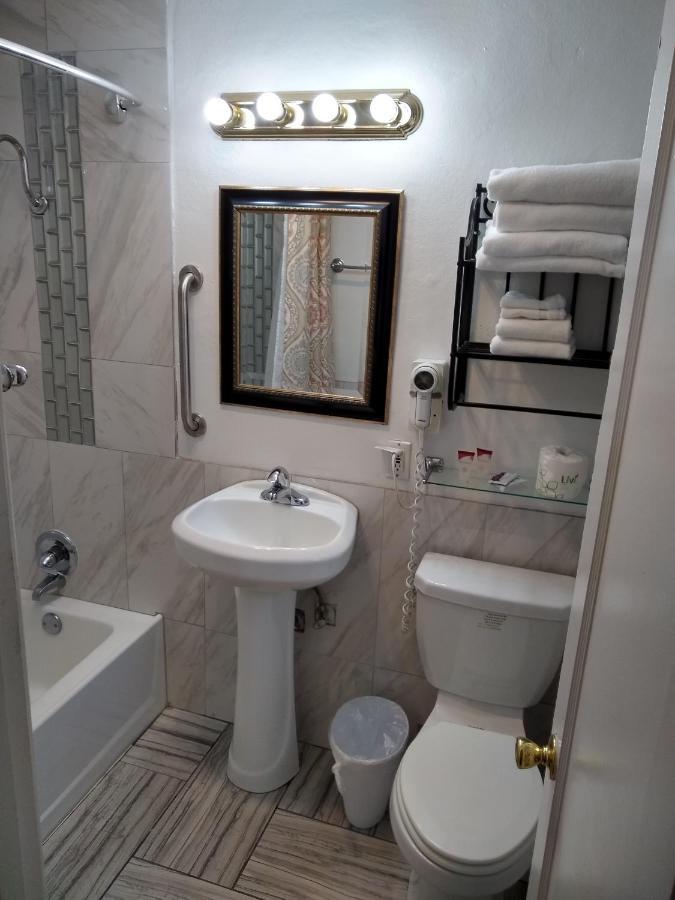 Two-Bedroom Suite,1020124849:JPEG