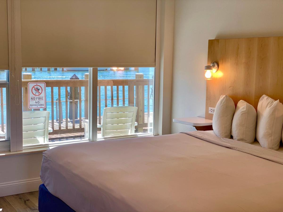 Superior King Room - Waterfront,1180623505:JPEG