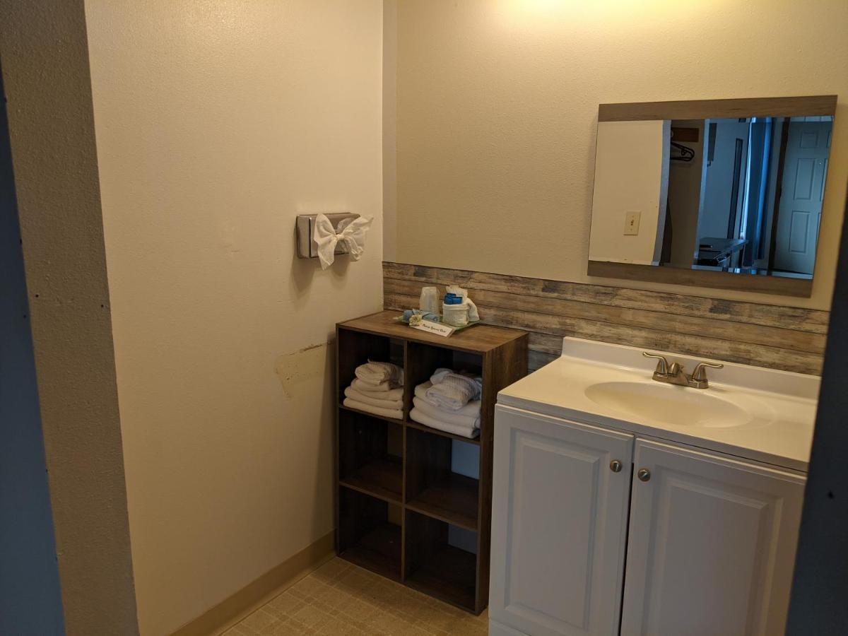 Standard Queen Room - Dog Friendly