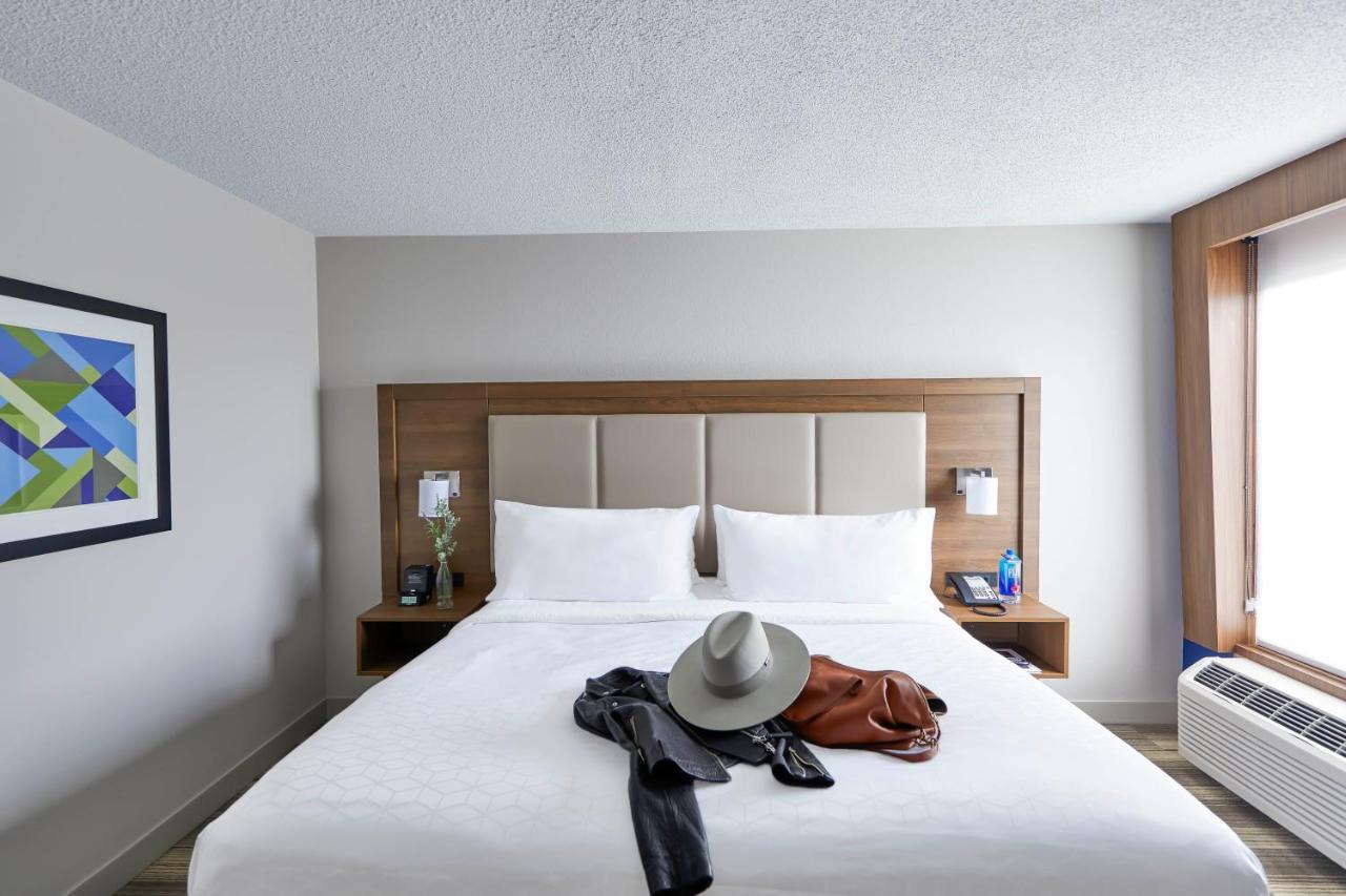Standard Double Room with Two Double Beds