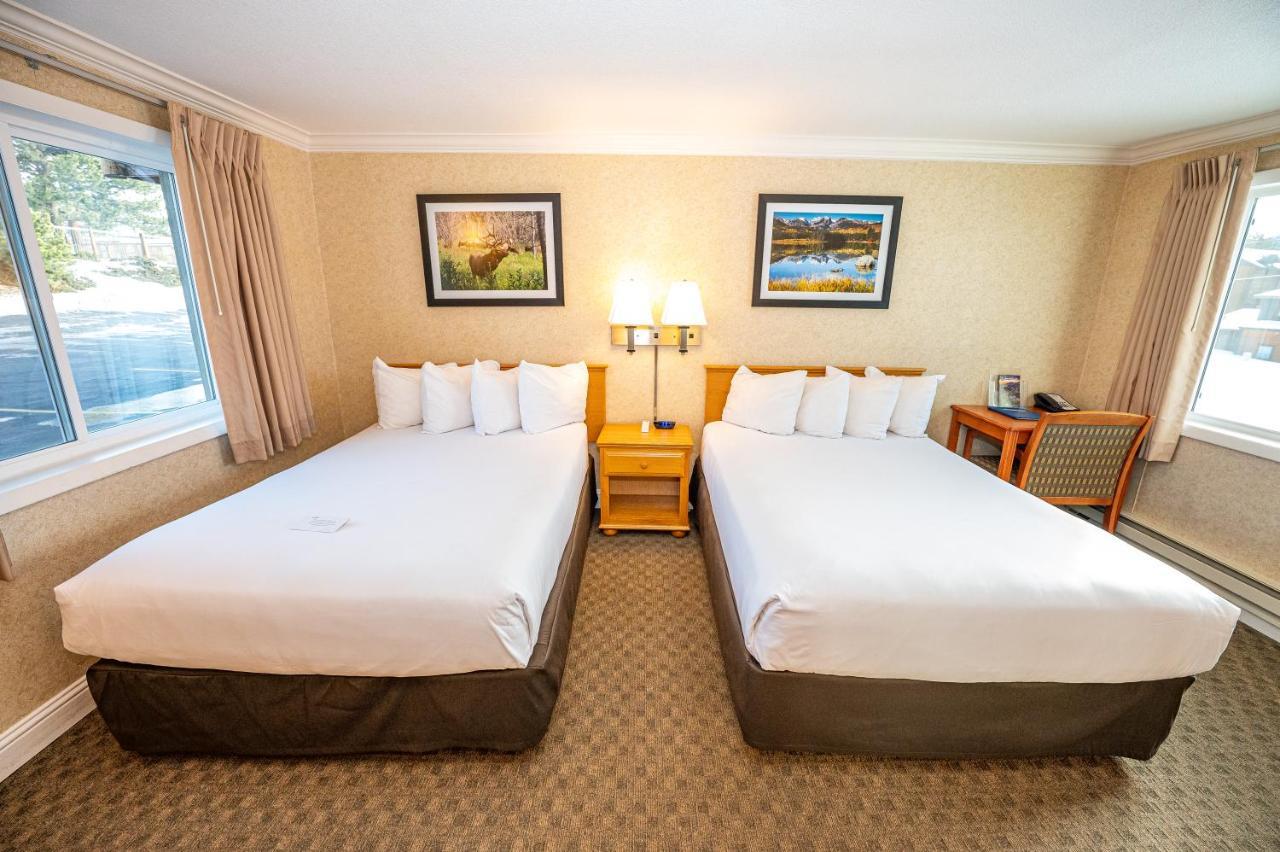 Double Room with Two Double Beds - Non-Smoking