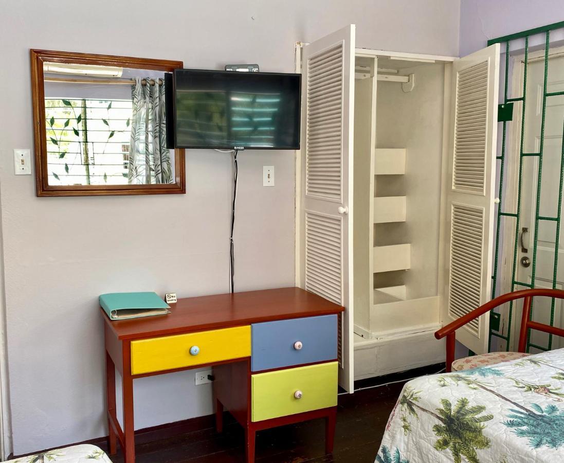 Basic Triple Room,1204907185:JPEG