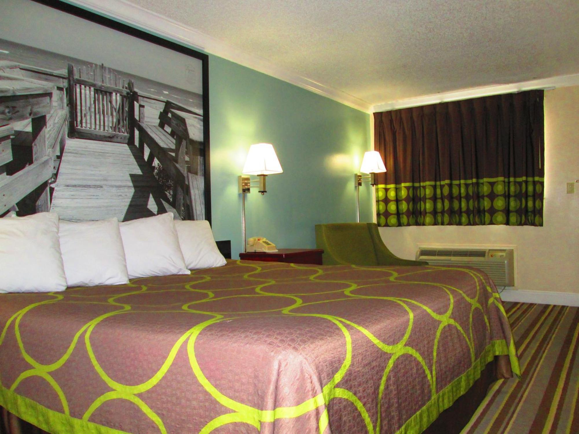 King Room - Non-Smoking