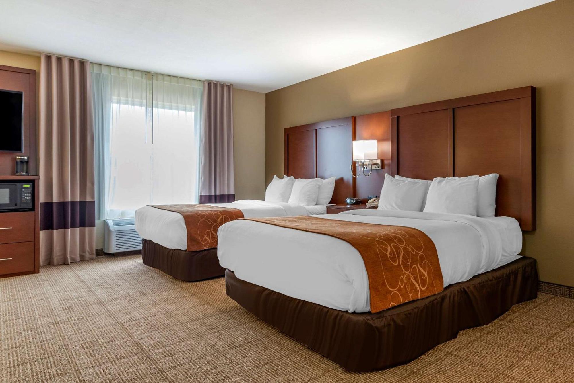 Suite with Two Queen Beds - Accessible/Non-Smoking,1211600362:JPEG