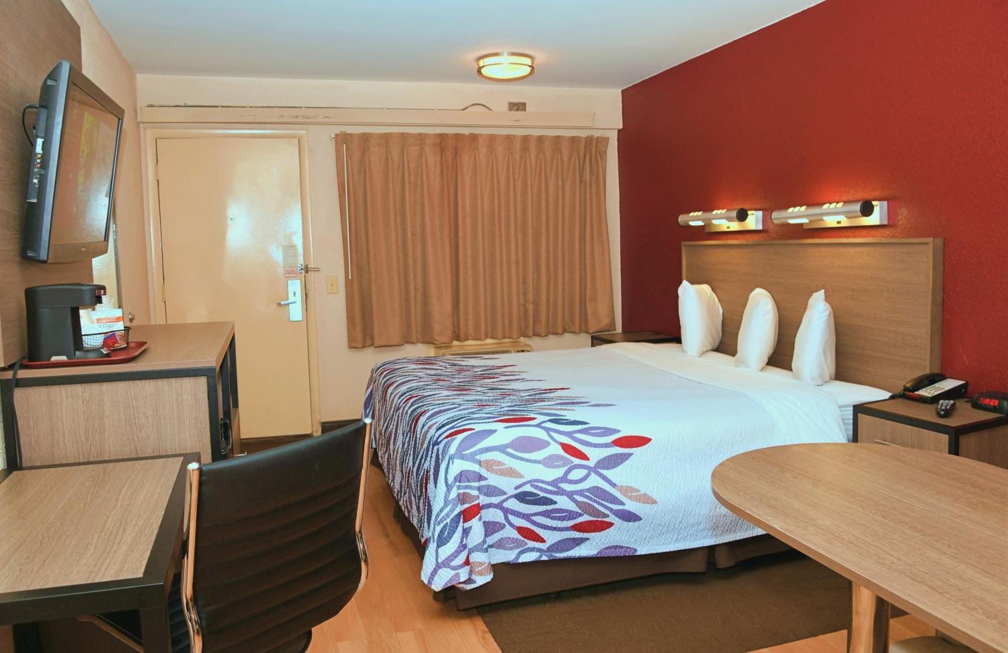 Superior King Room Smoke Free,1217518294:JPEG