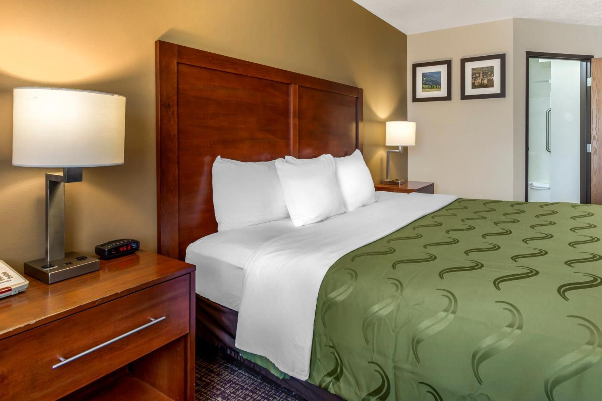 King Room - Non-Smoking,1219389247:JPEG