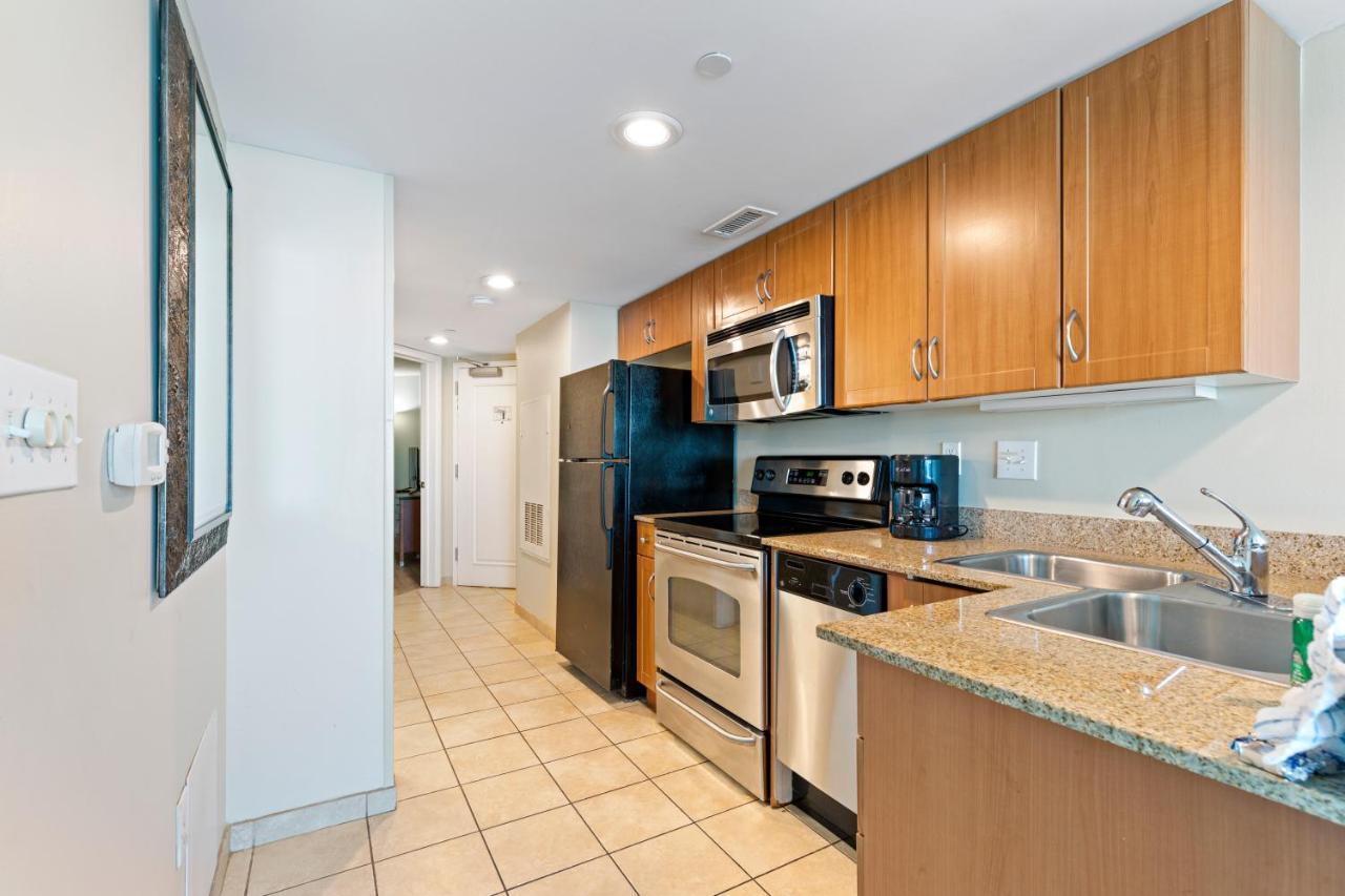 Deluxe One-Bedroom Suite,1225133471:JPEG