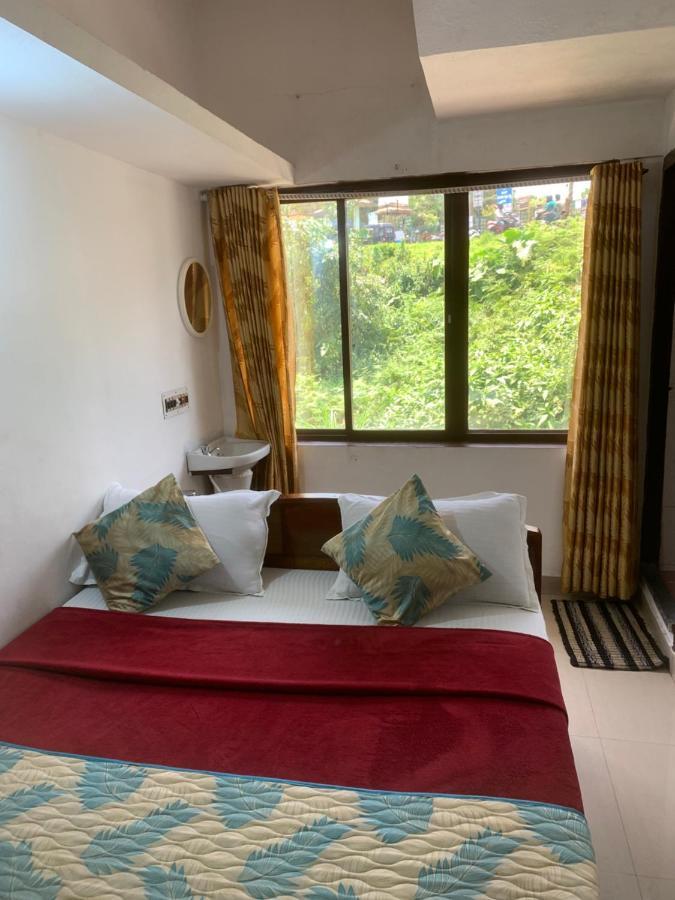 Budget Double Room,1231753583:JPEG