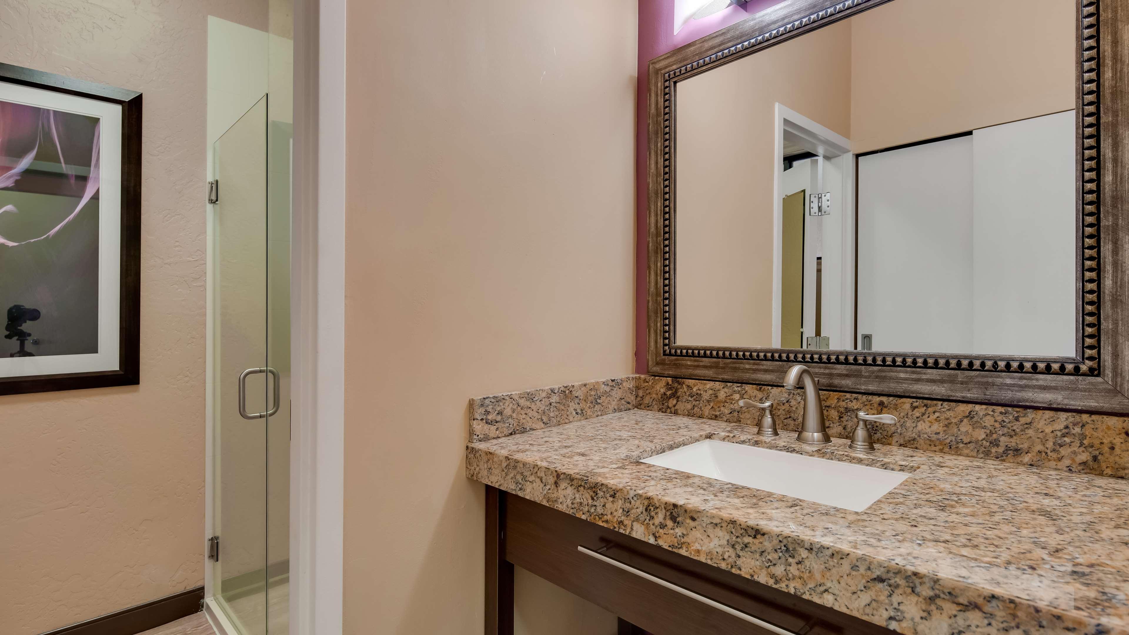 Family Room - Non-Smoking,1276800562:JPEG