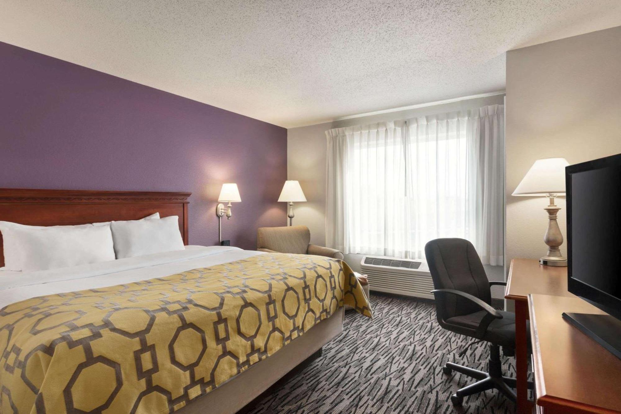 King Room -  Non-Smoking