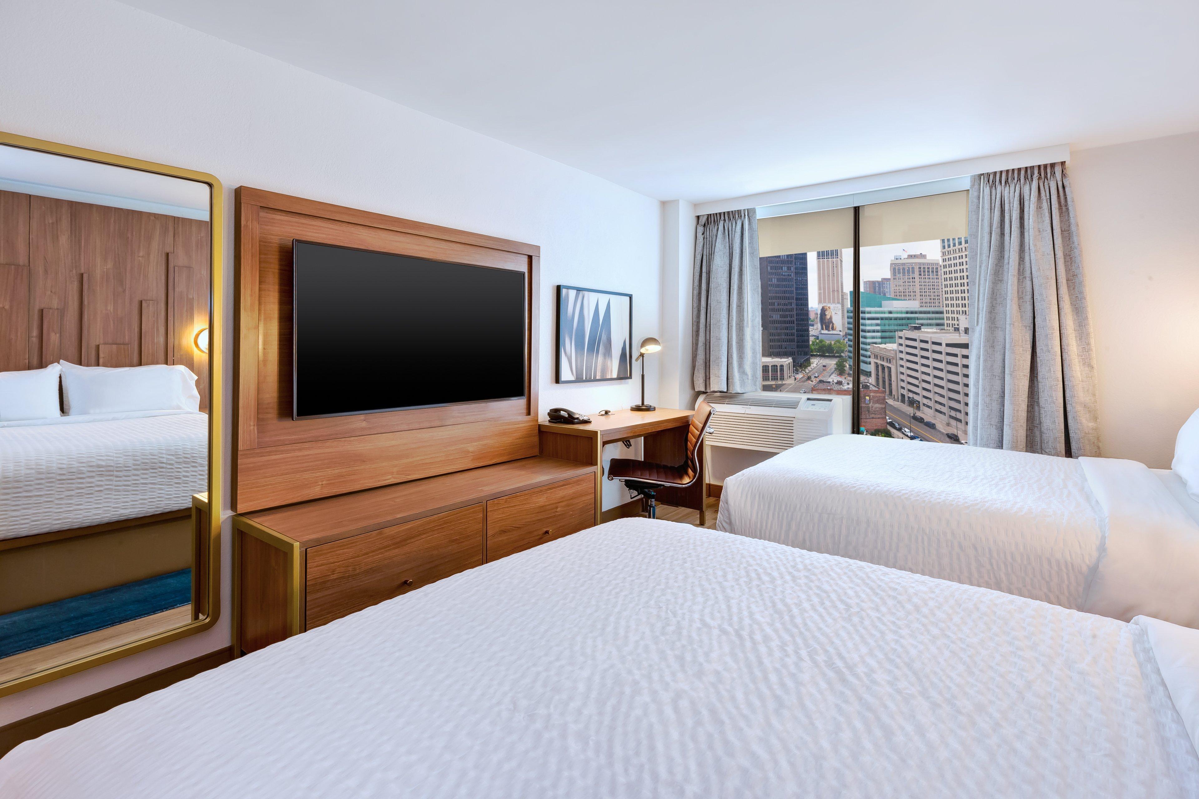 Standard Queen Room with Two Queen Beds and Mobility Accessible Tub,1280342908:JPEG