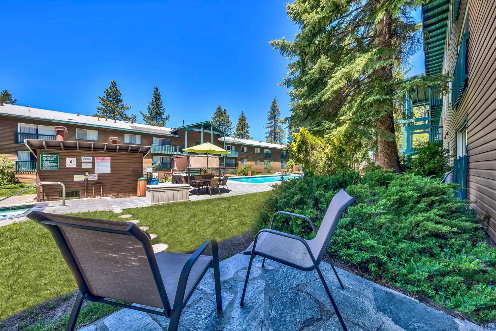 2 Bedroom Suite Pool Side