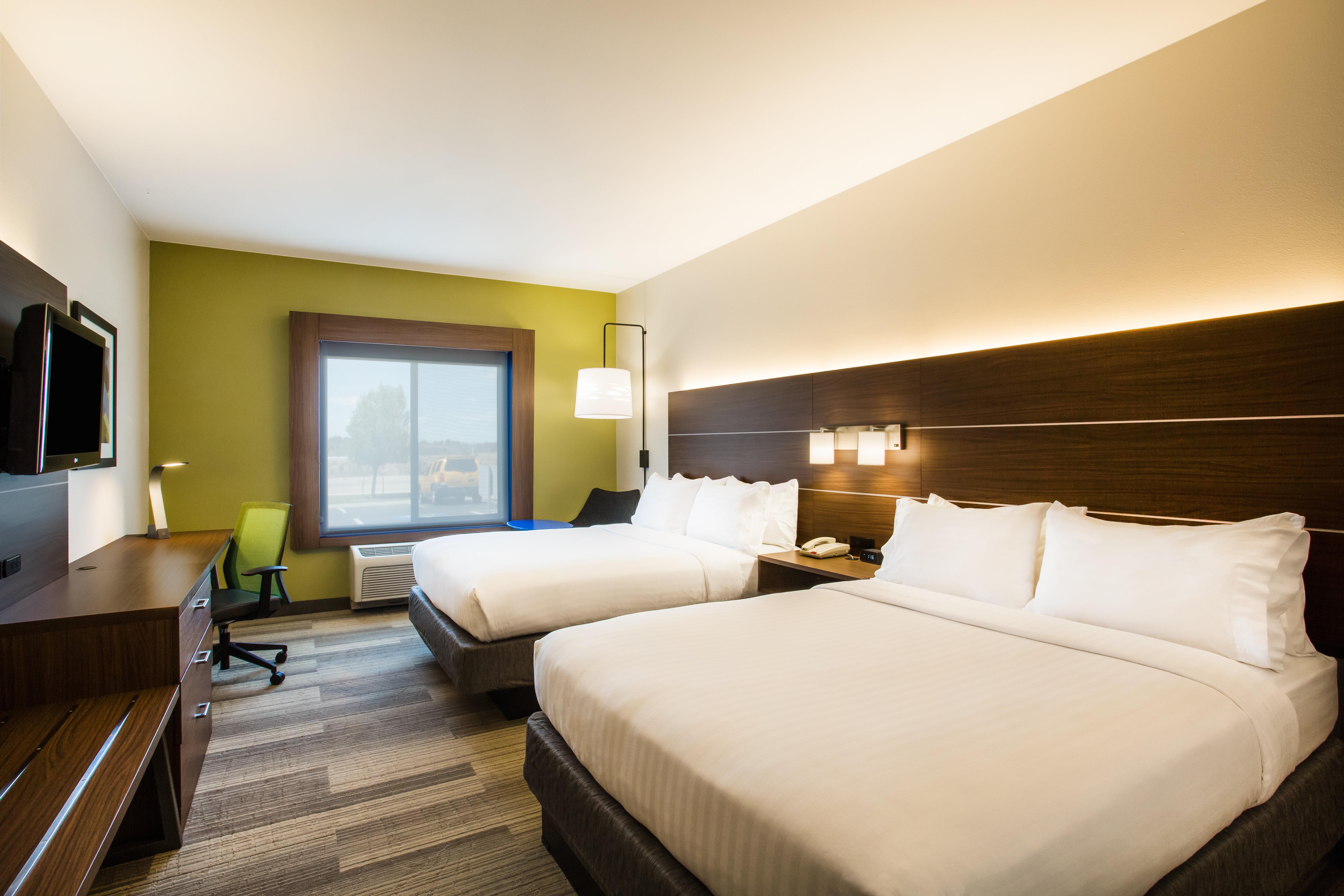 Standard Room with Two Queen Beds