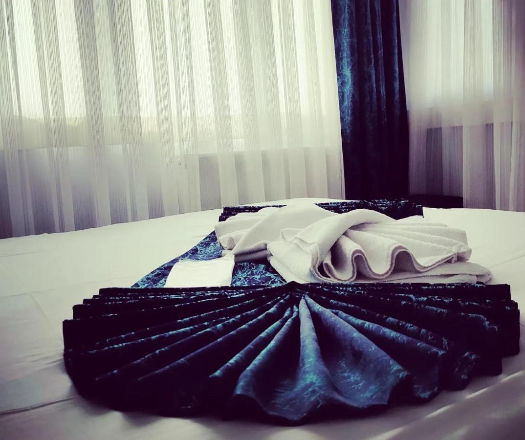 Double Room,1292724949:JPEG