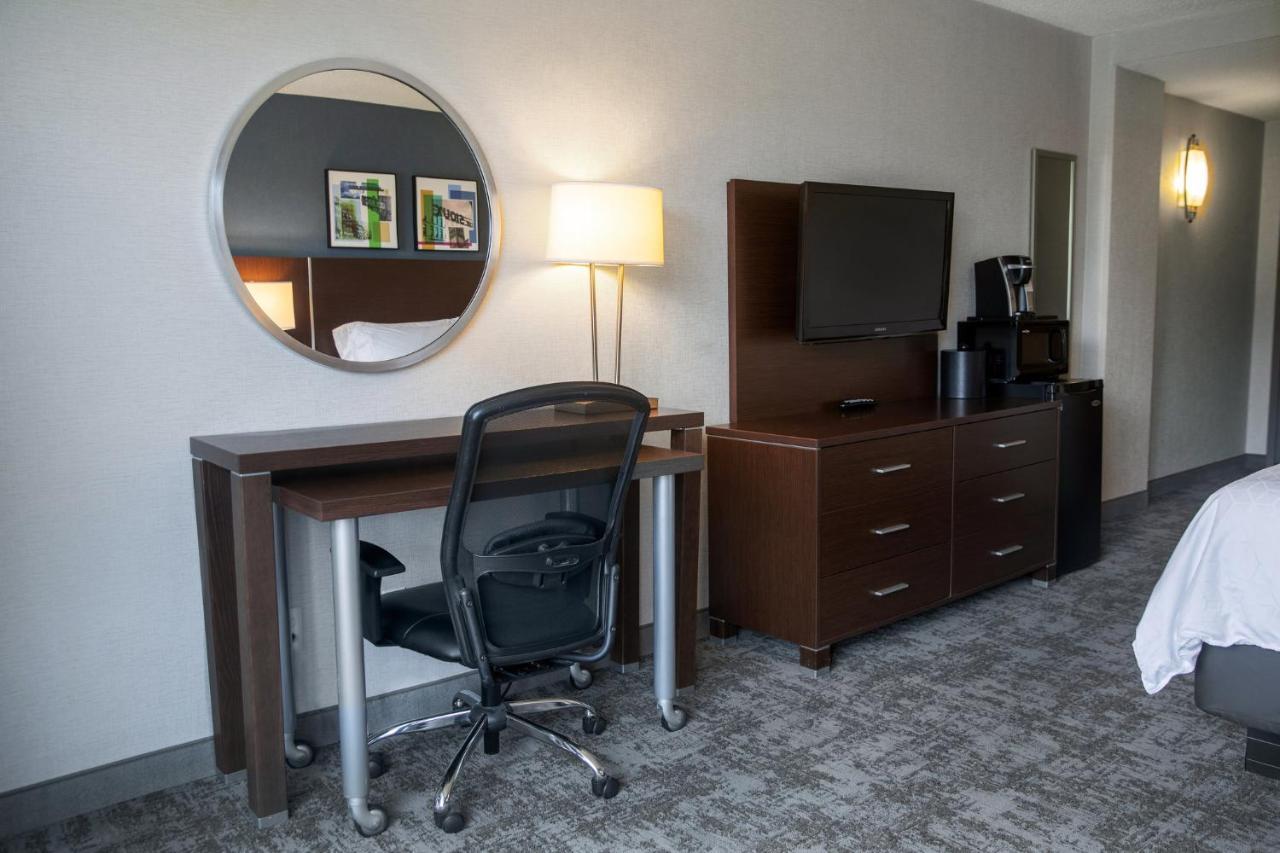 Standard Room,1629897779:JPEG