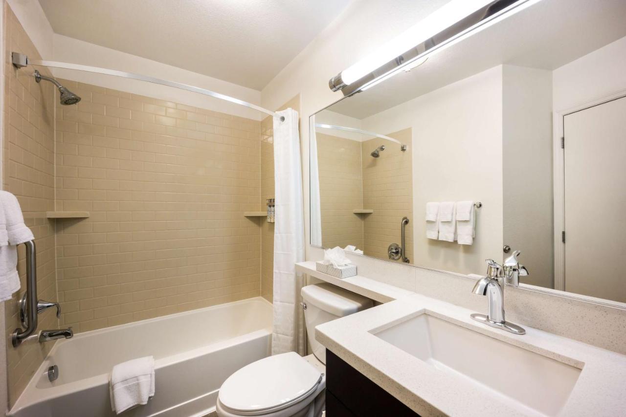 Studio Queen Suite,1325508769:JPEG