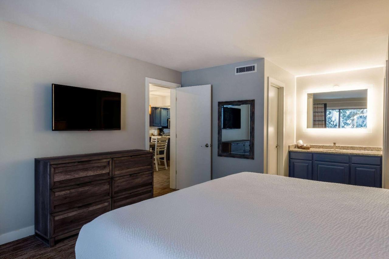 One-Bedroom Suite - Accessible