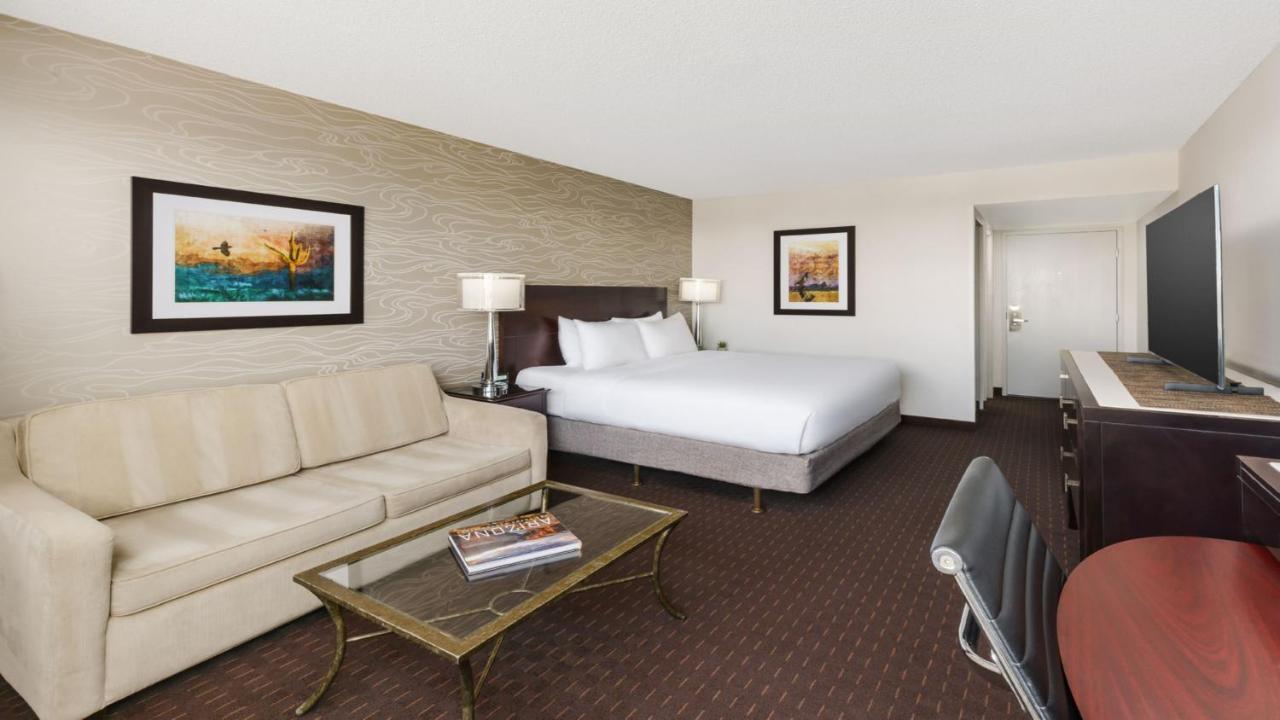 Executive King Suite,1371566264:JPEG