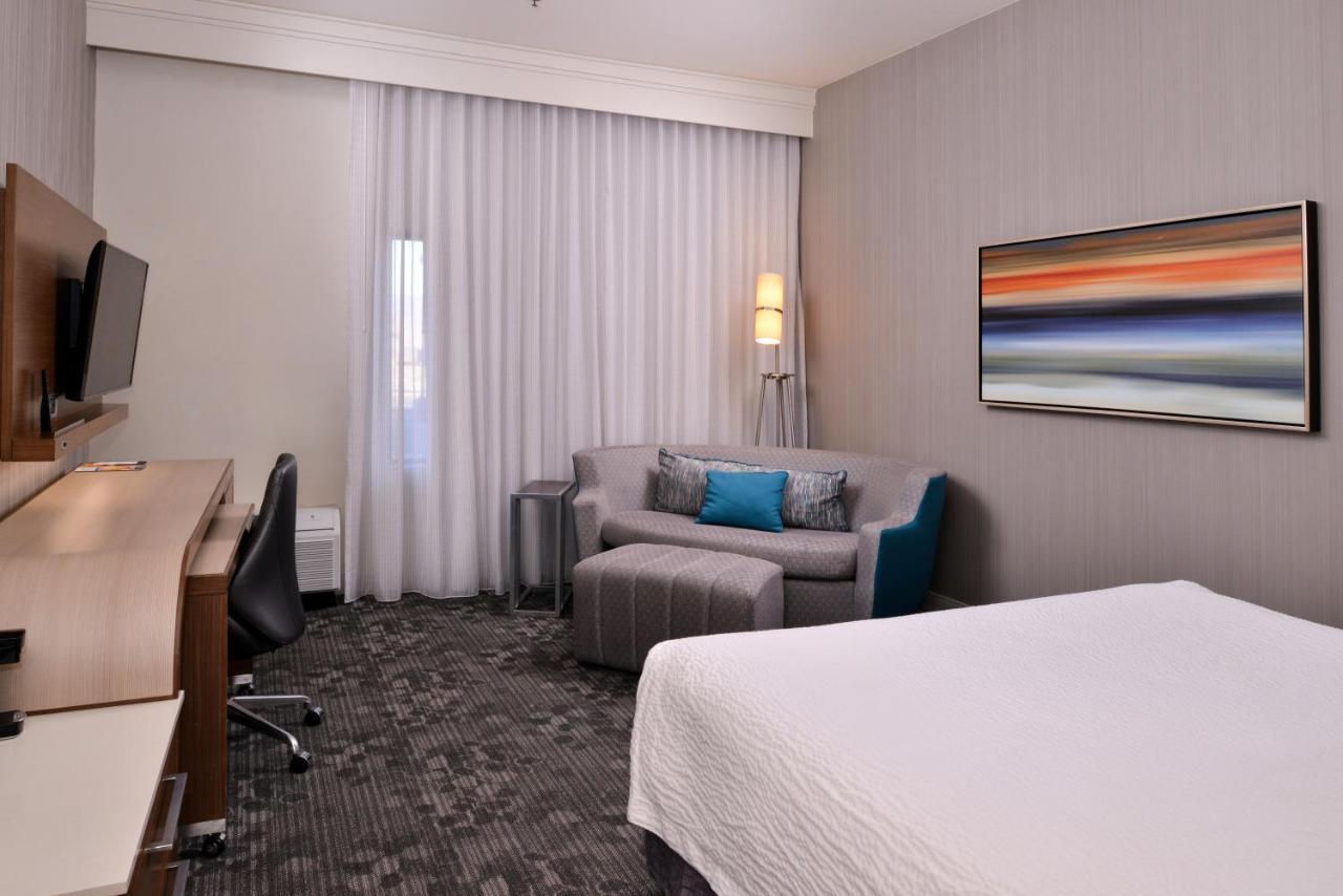One-Bedroom King Suite,1709516986:JPEG