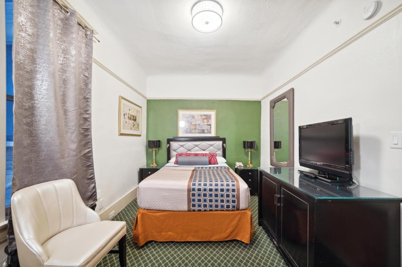 Standard One Full Size Bed,1419752397:JPEG