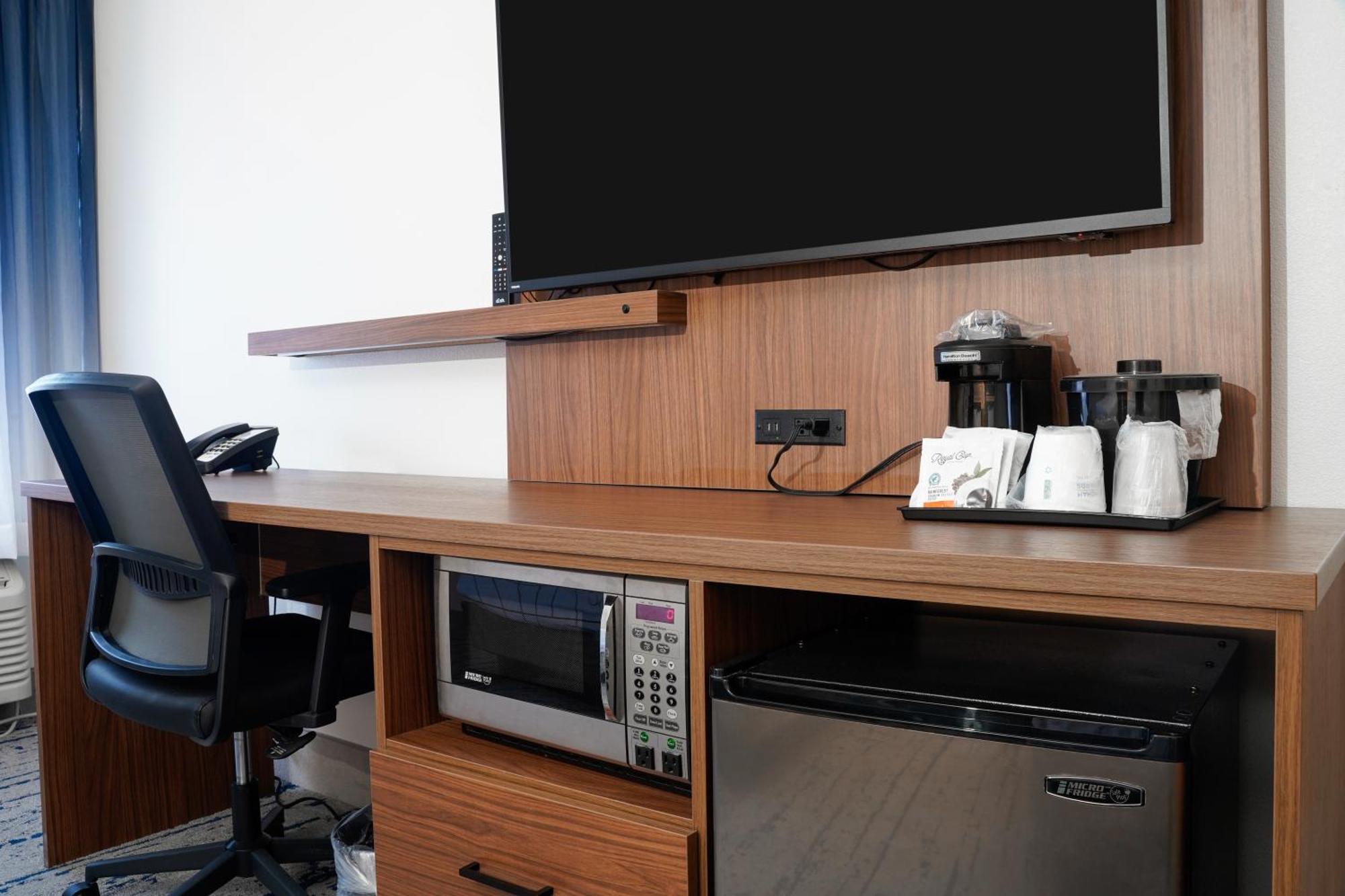 King Room - Mobility Accessible Room with Grab Bars - Non-Smoking,1707966346:JPEG