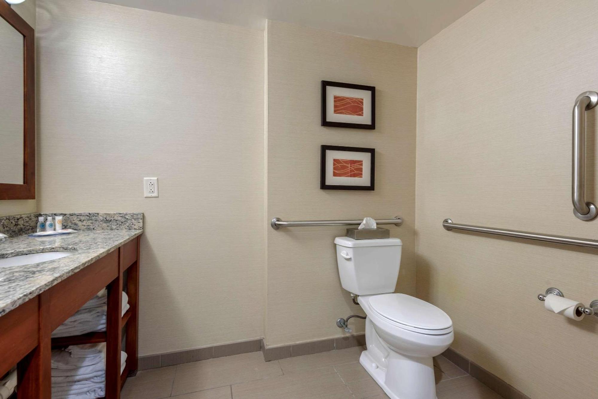 Queen Room with Two Queen Beds - Accessible