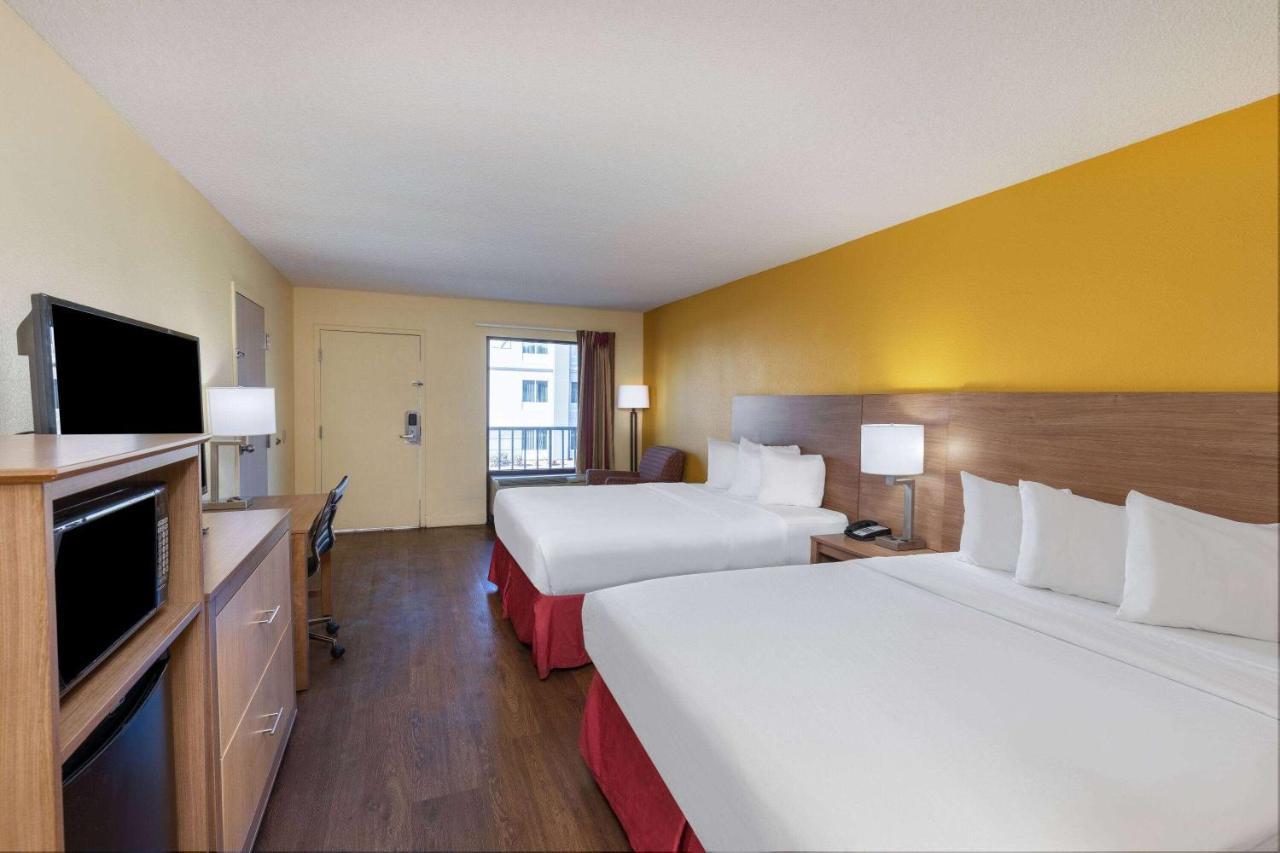 2 Queen Beds Accessible Room Non-Smoking,1706225970:JPEG