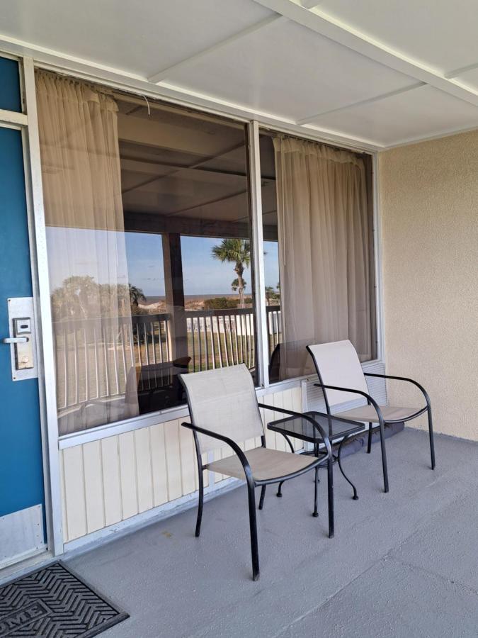 2 DOUBLE BEDS - PARTIAL OCEAN VIEW,1524129370:JPEG