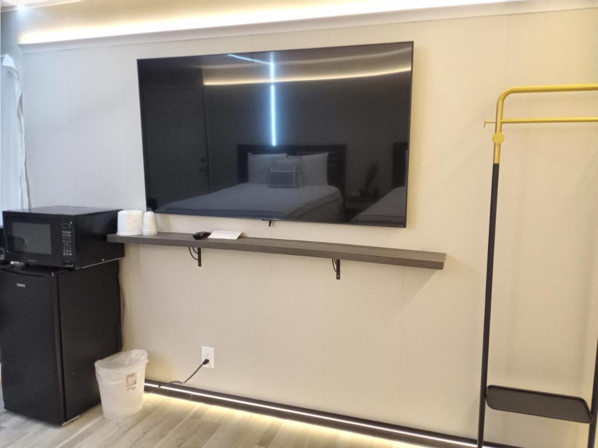 Deluxe Queen Room,1525367944:JPEG