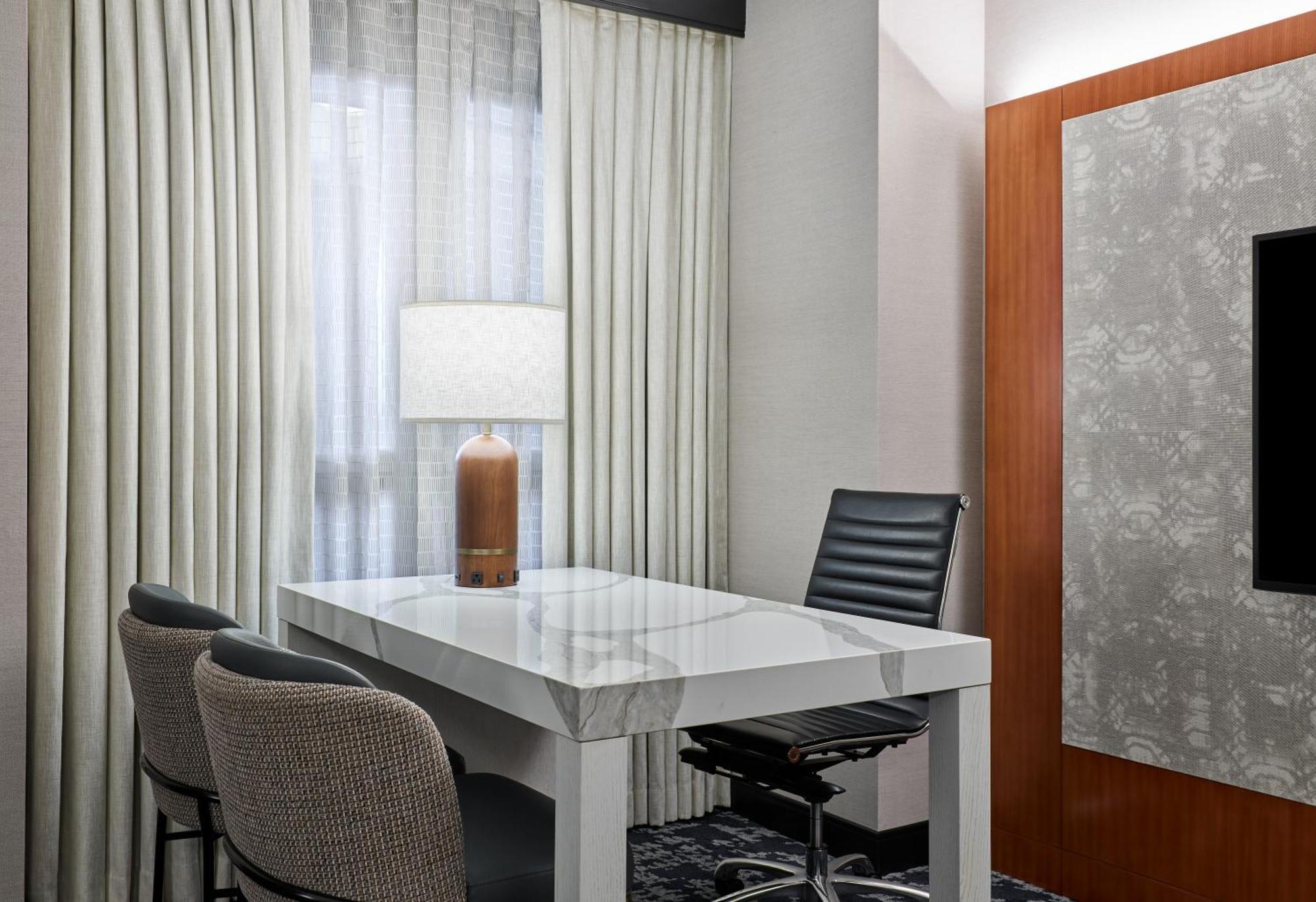 One-Bedroom Suite - Hearing Access