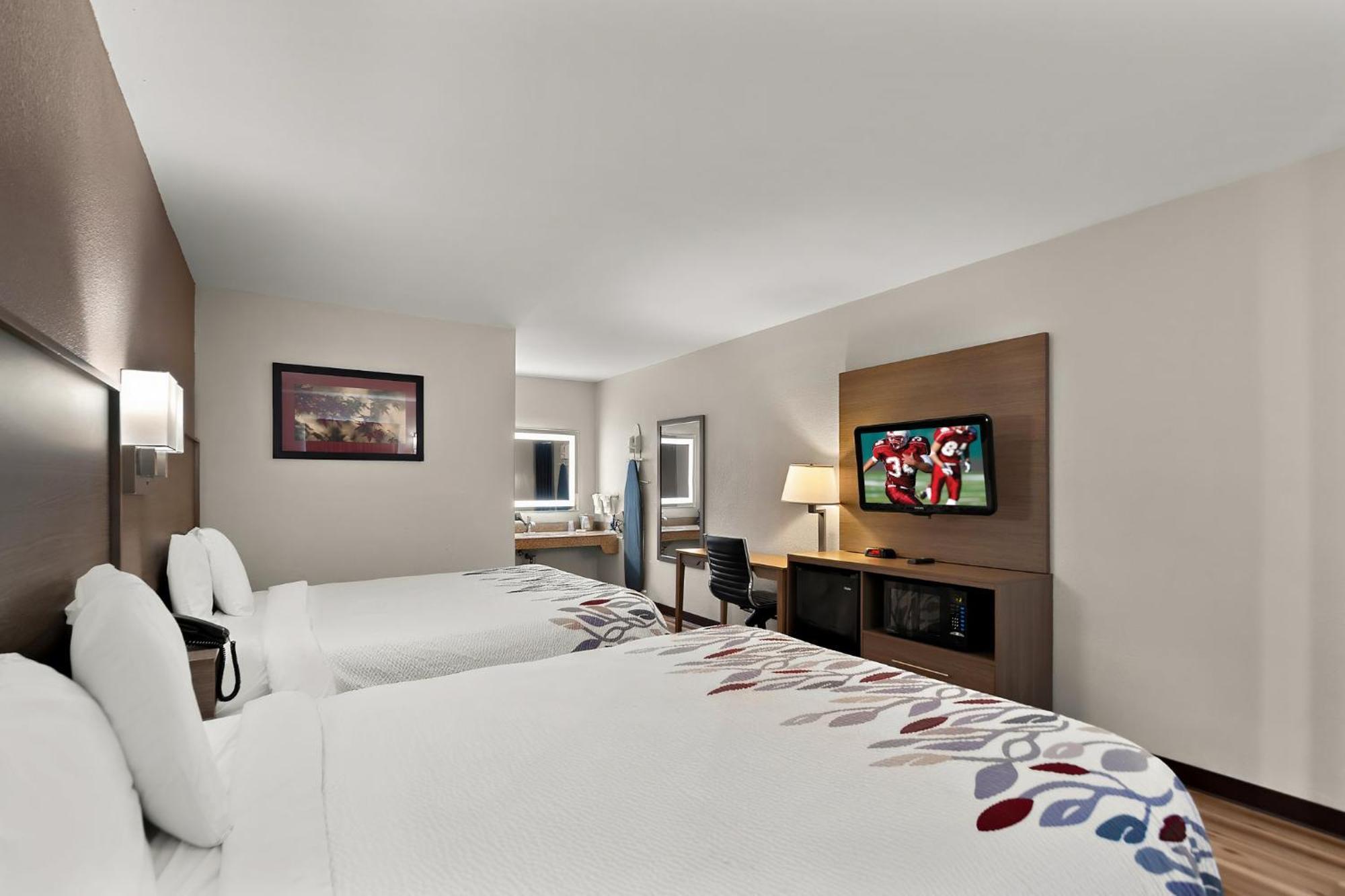 Deluxe Room with Two Queen Beds Disability Access Walk-In Shower First Floor Non-Smoking,1540367461:JPEG