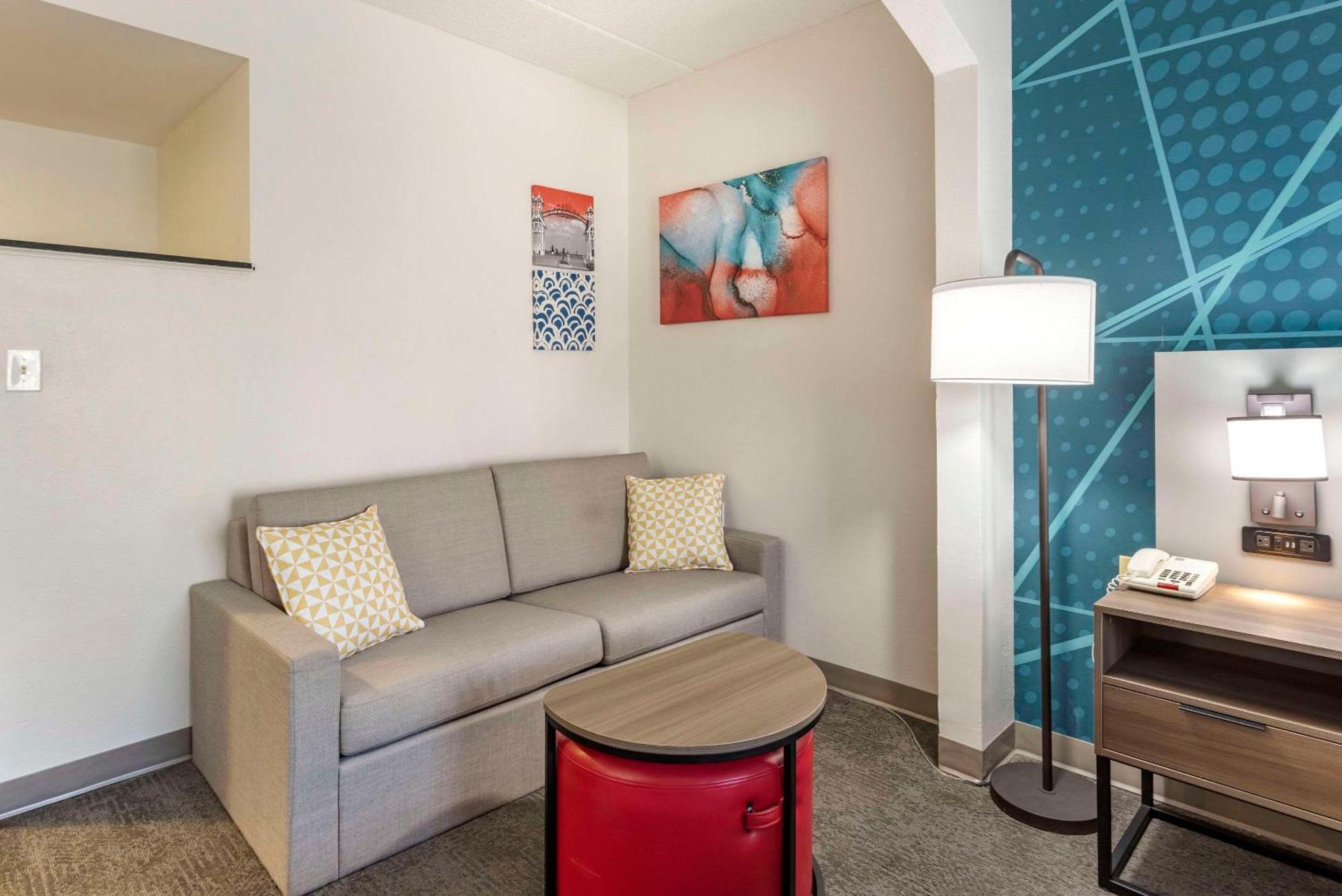 Queen Suite - Disability Access/Non-Smoking