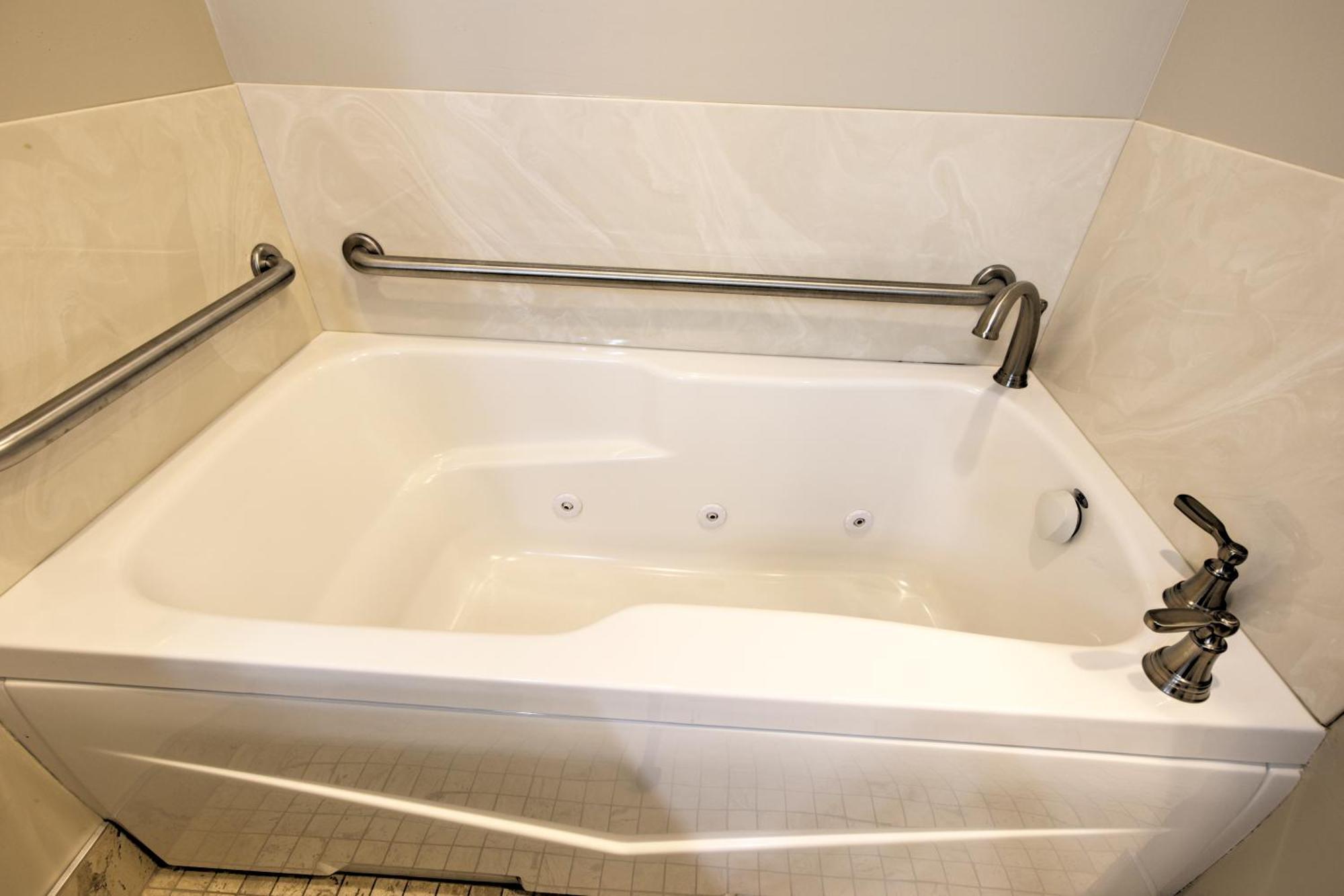 Double Room with Spa Bath,1541736283:JPEG