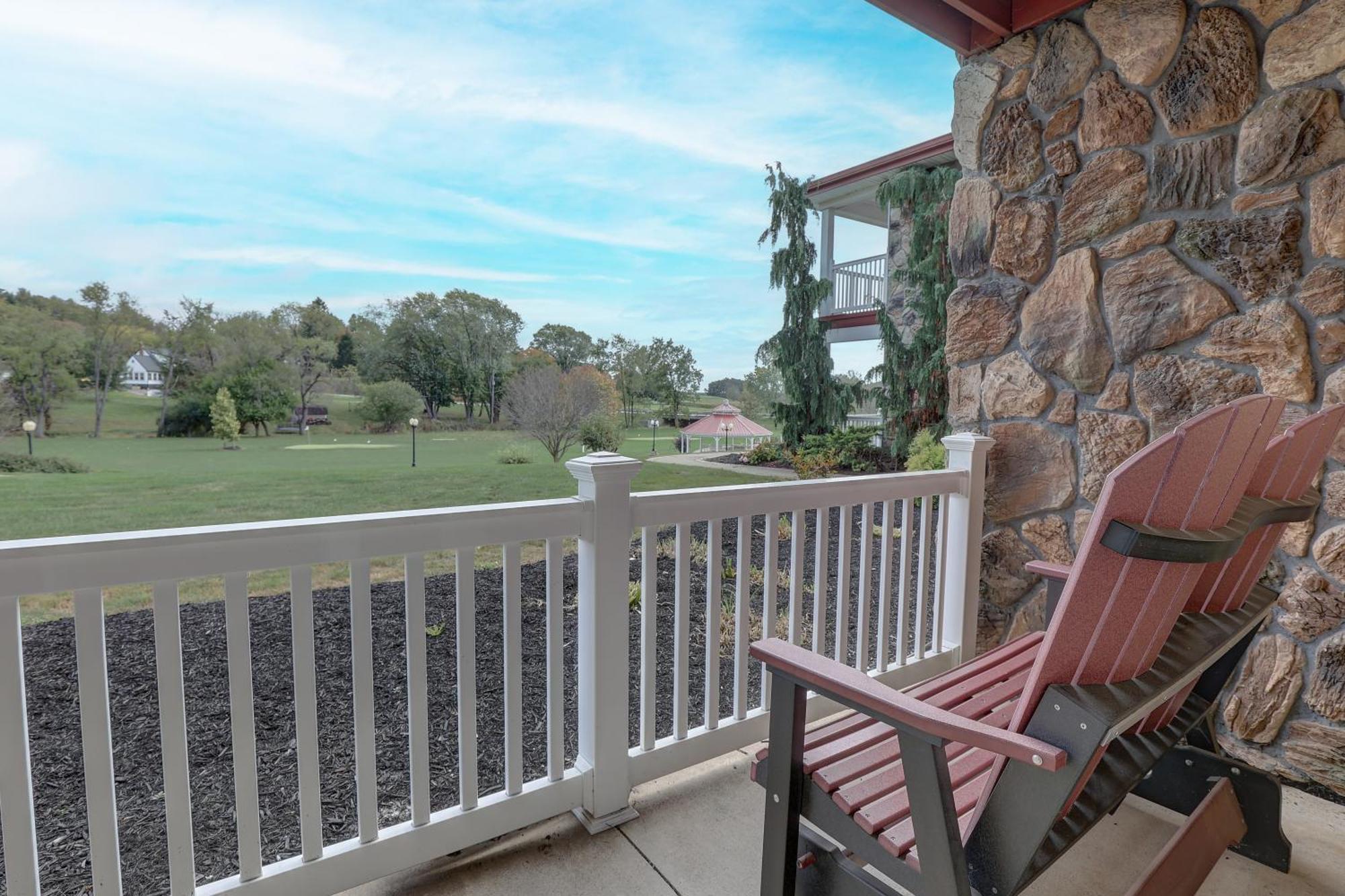 Deluxe King Room,1543120768:JPEG