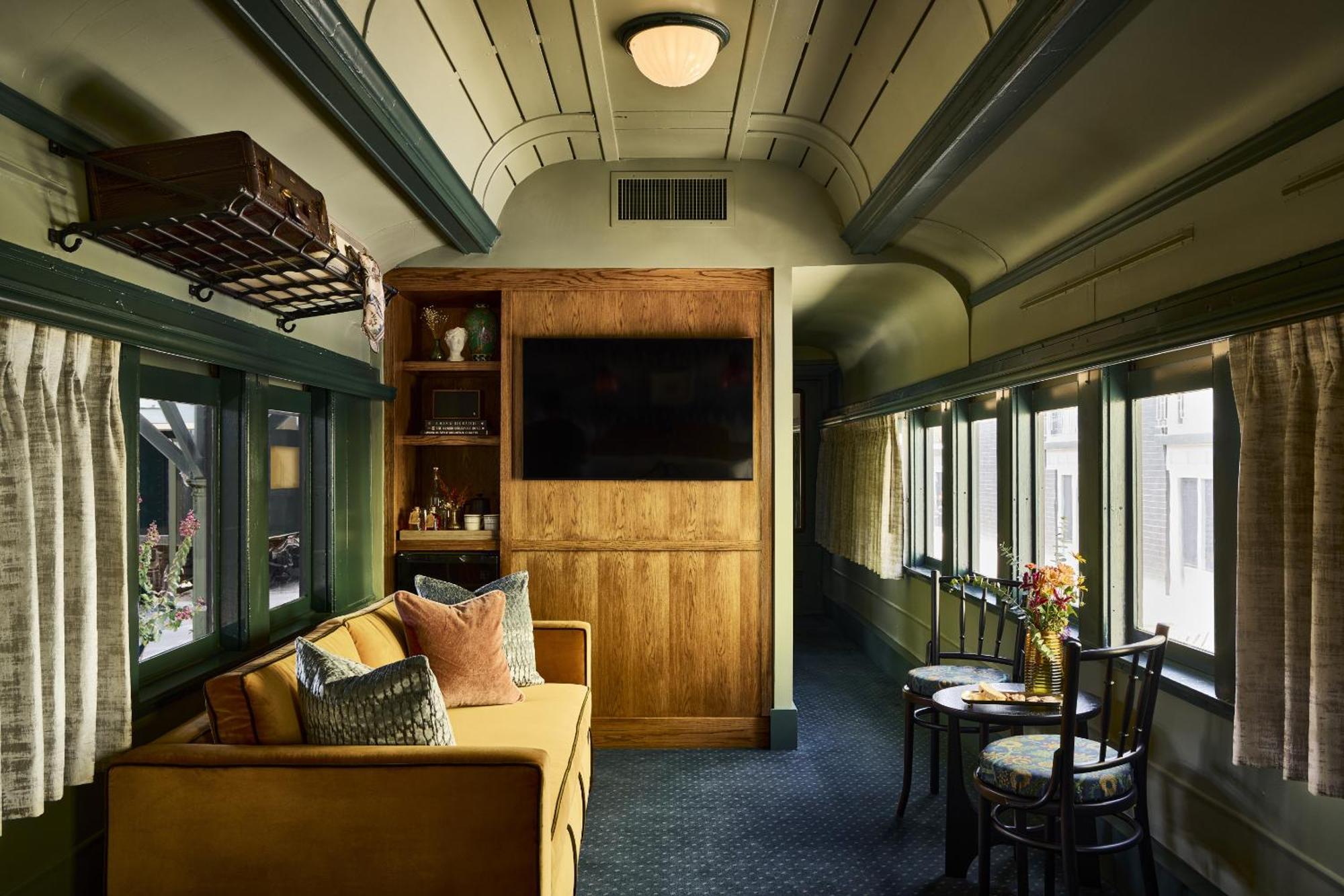 Triple Room,1544871418:JPEG