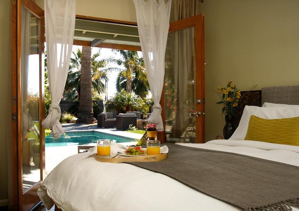 Double Room with Pool View,1547773573:JPEG