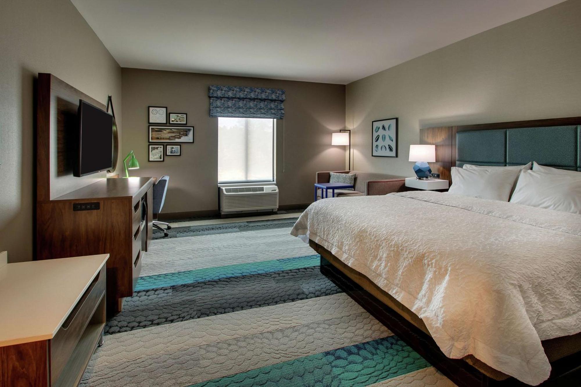 King Room with Sofa Bed - Hearing Access/Non-Smoking