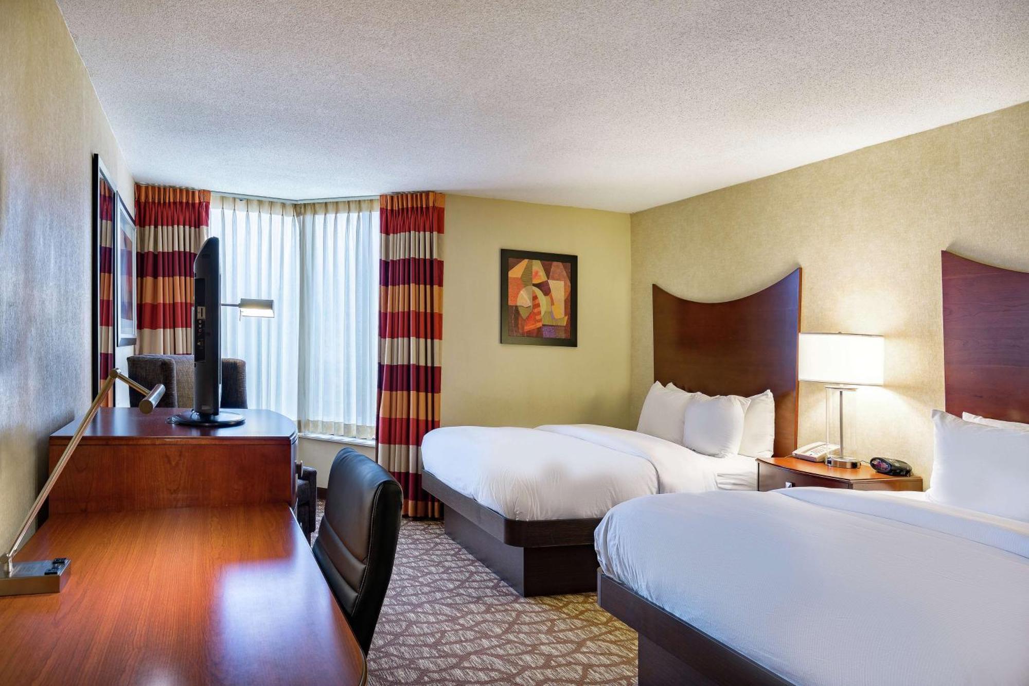 Queen Room with Two Queen Beds - Non-Smoking,1551471463:JPEG