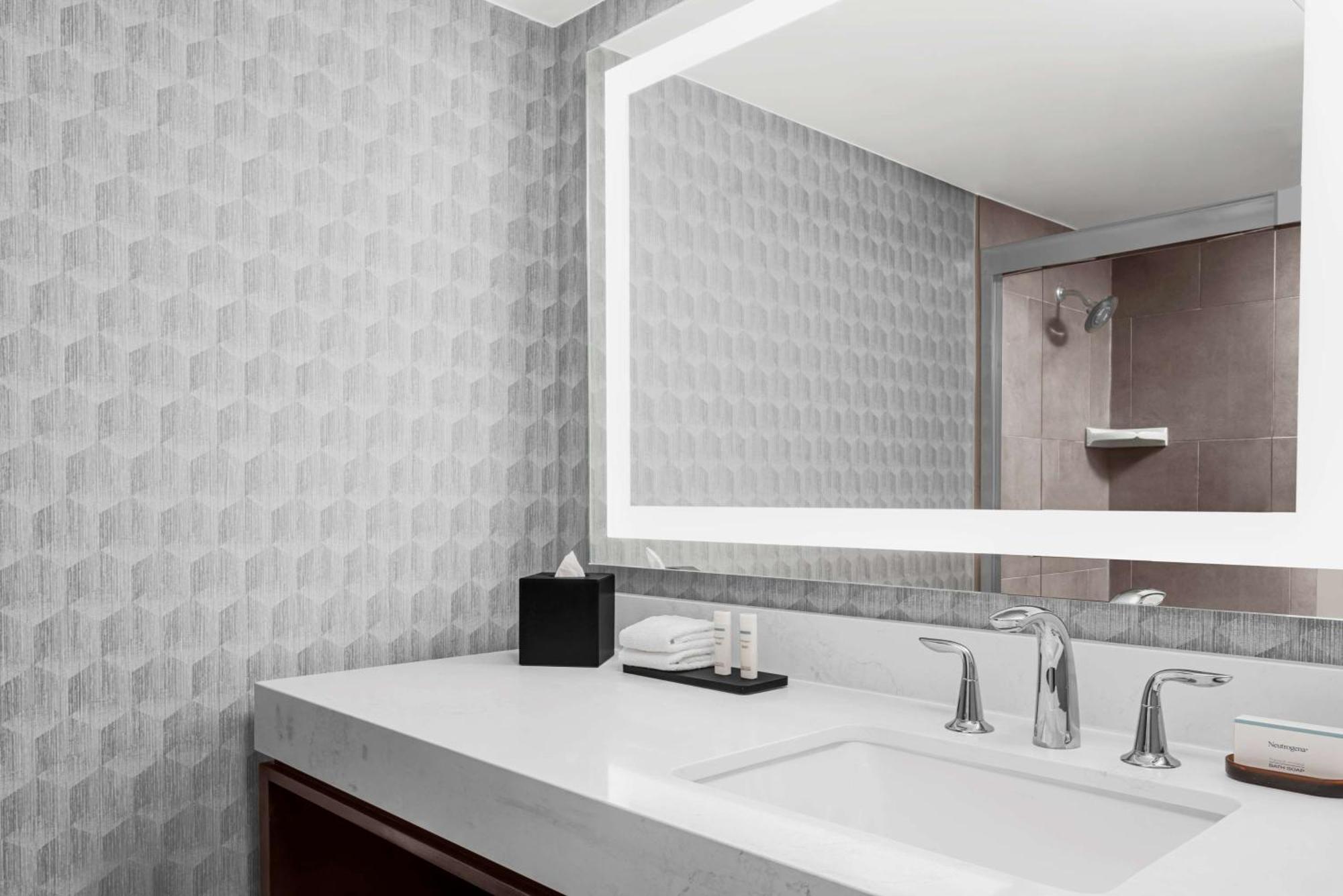 King Room with Hearing Accessibility