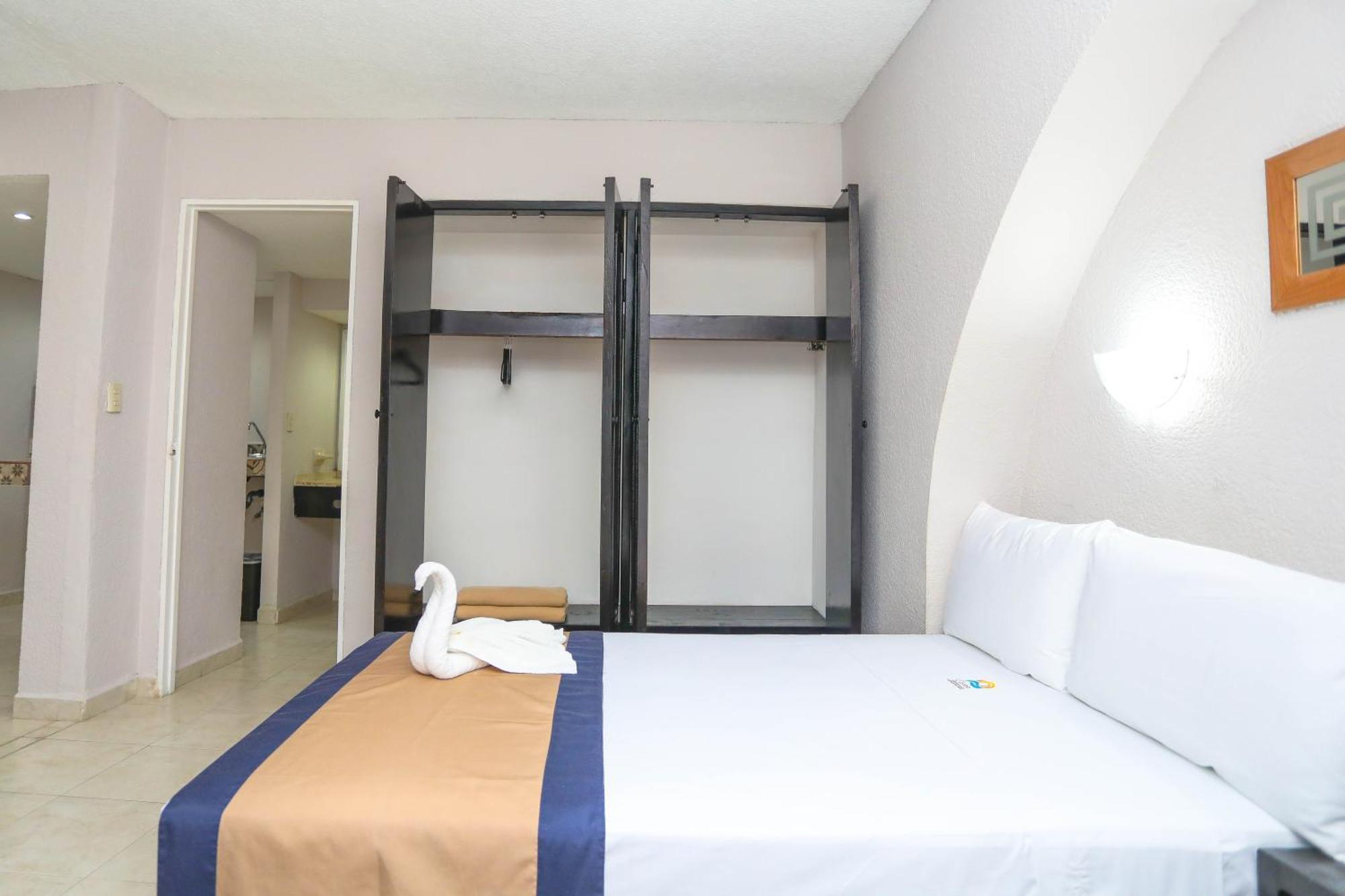 Superior Twin Room,1554431176:JPEG