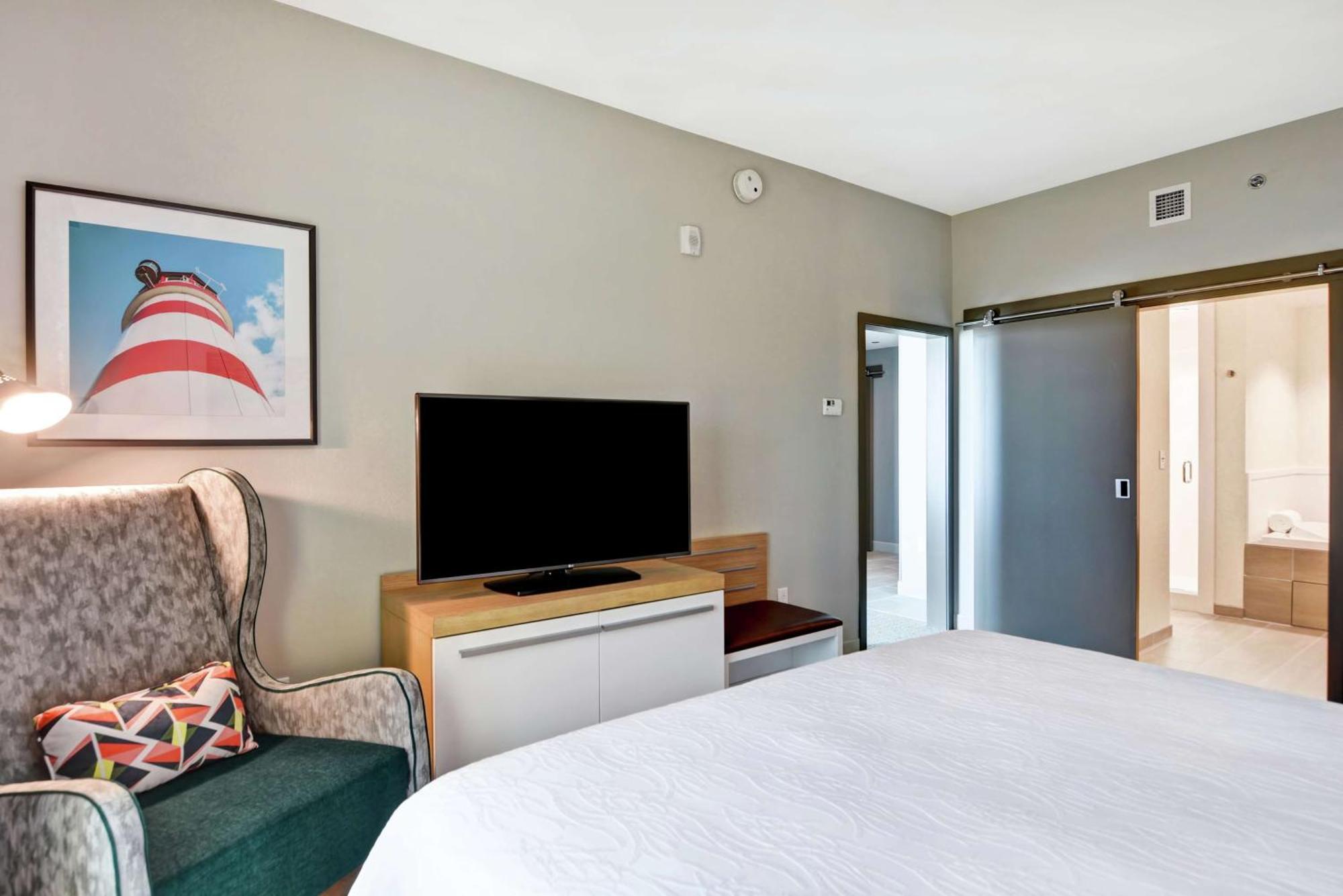 King Suite Ocean View,1557115960:JPEG