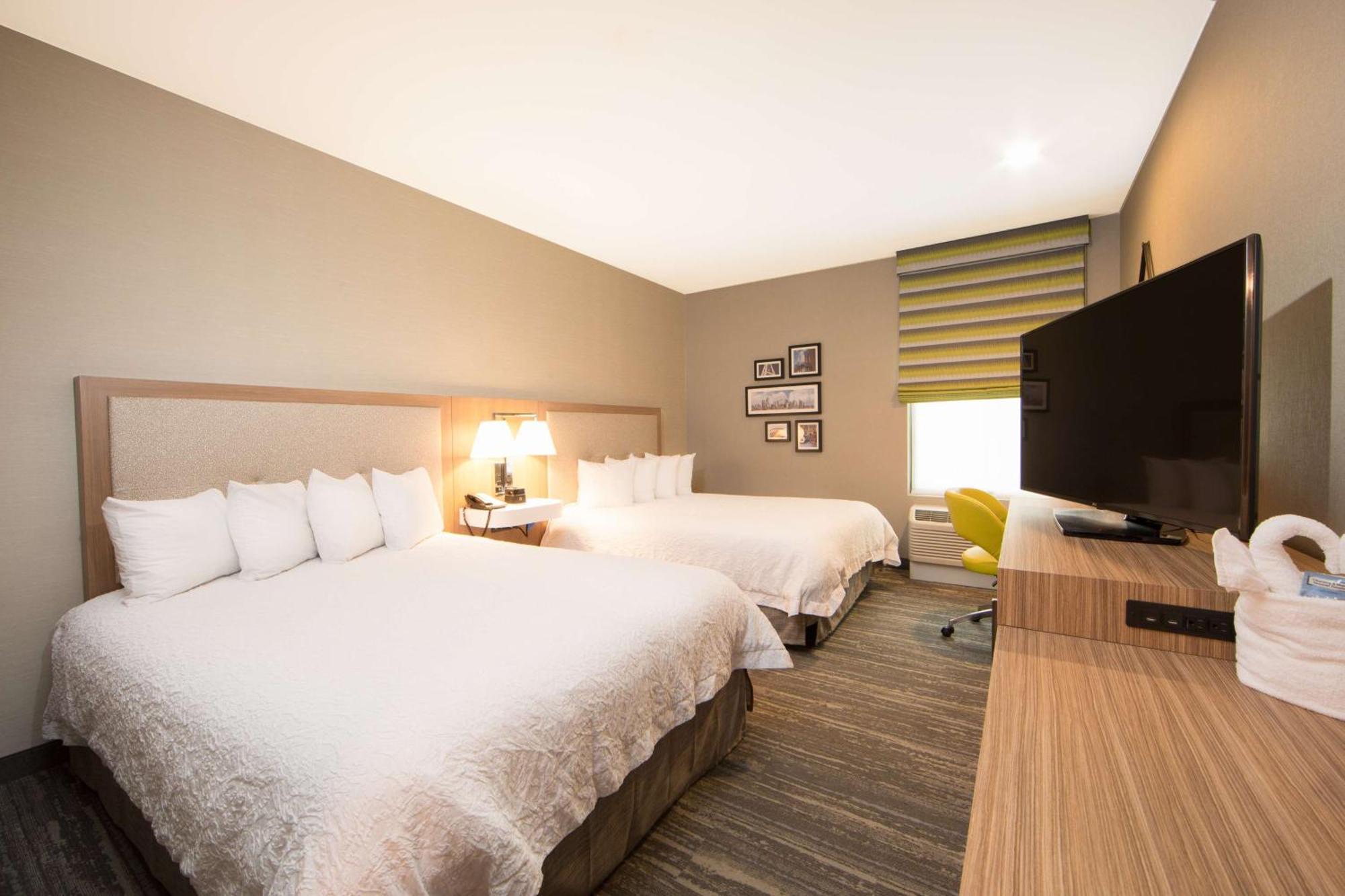 Queen Room with Two Queen Beds and Roll-In Shower - Mobility and Hearing Access/Non-Smoking
