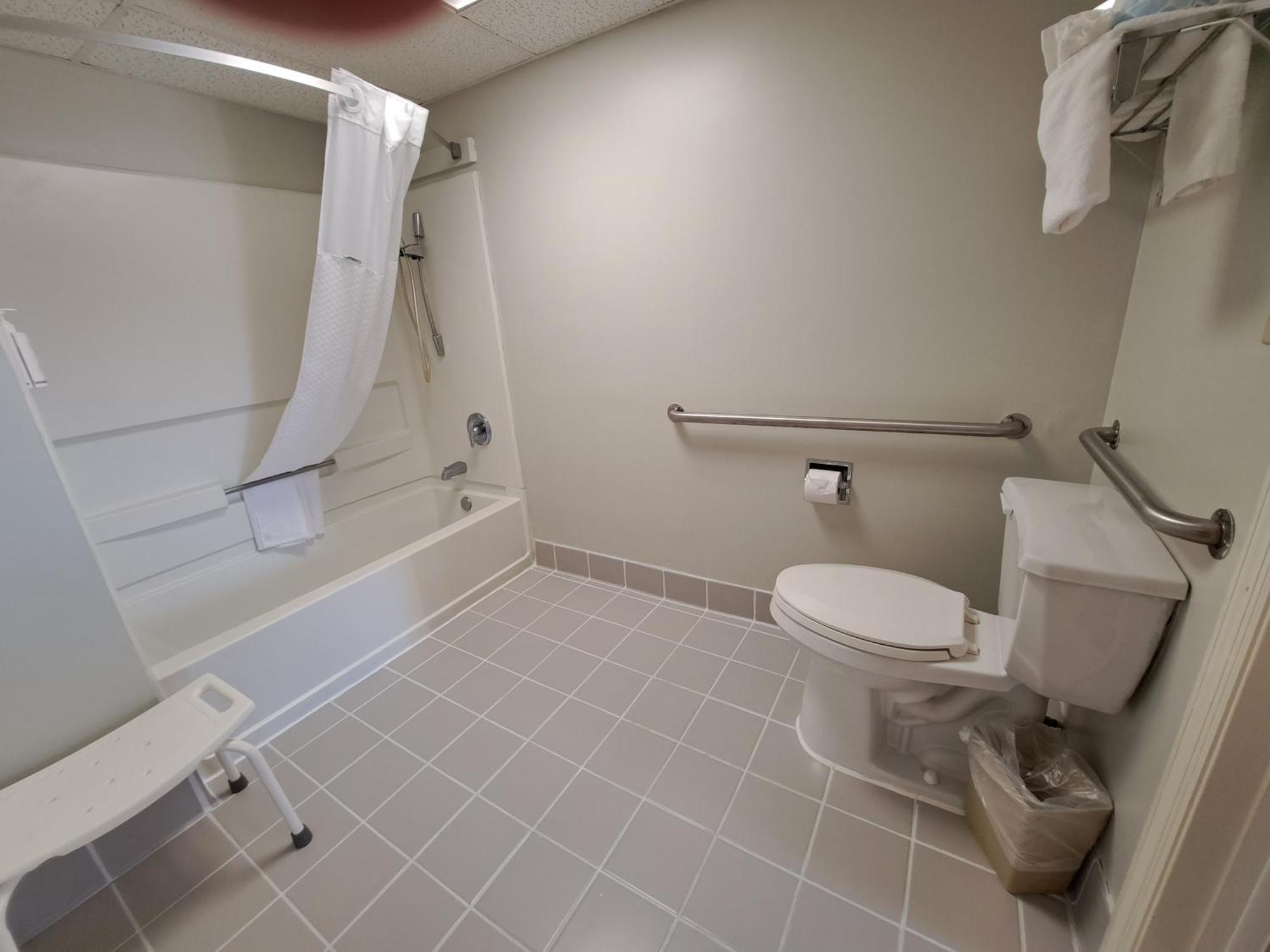 KING ROOM - DISABILITY ACCESS,1578386738:JPEG