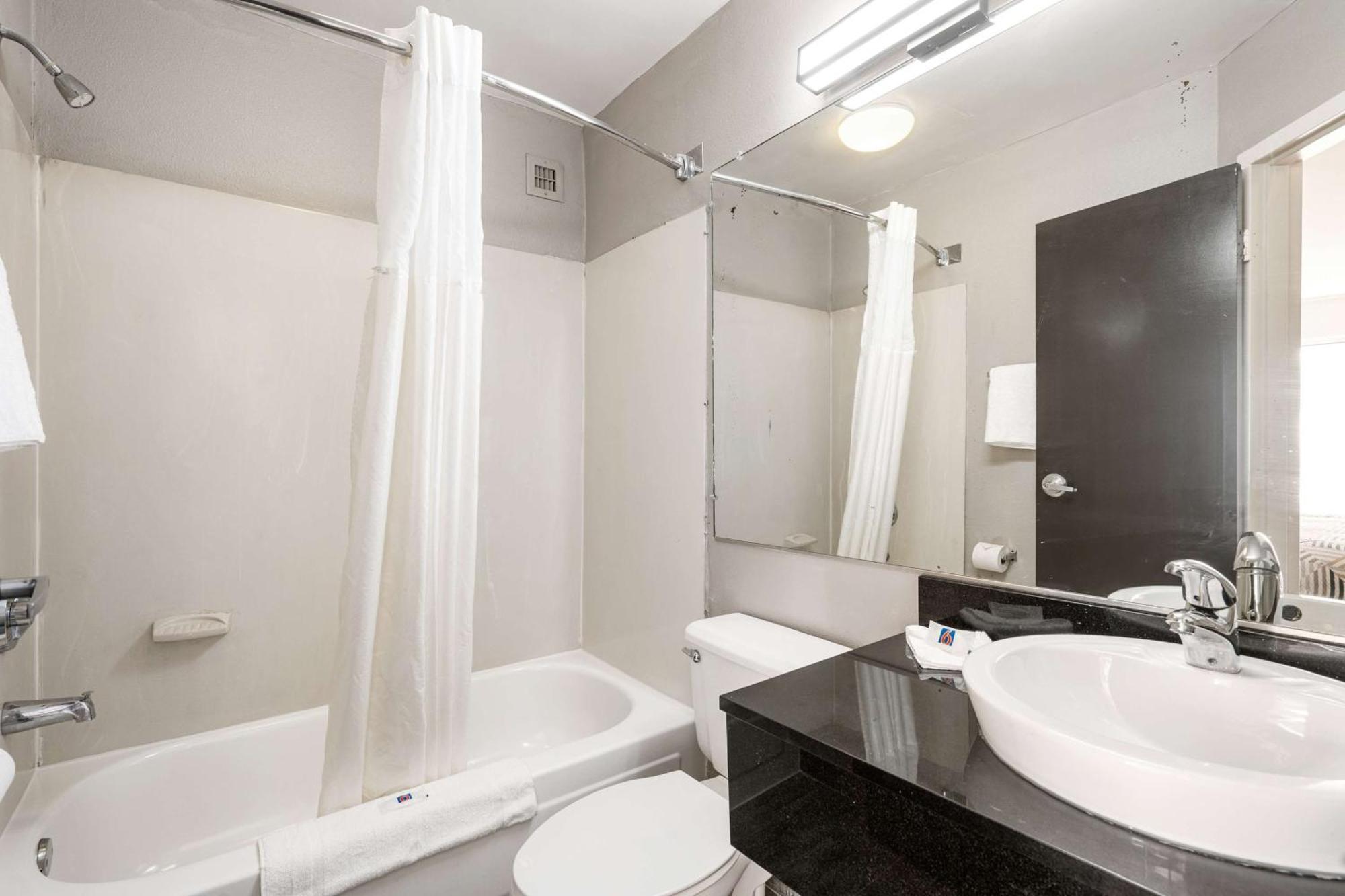 Quadruple Room - Smoking,1604084423:JPEG