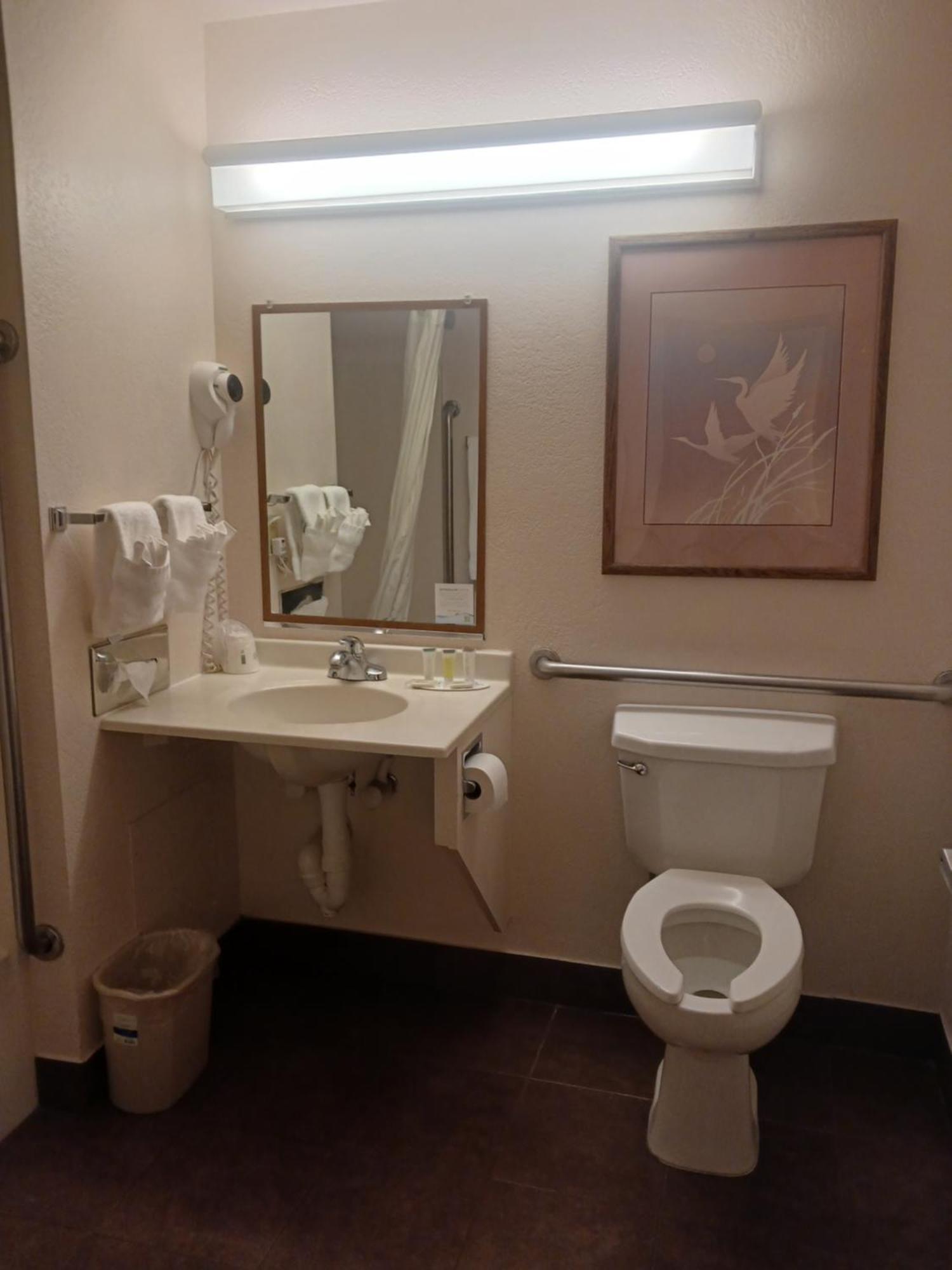 Queen Room - Disability Access - Non-Smoking,1605382944:JPEG