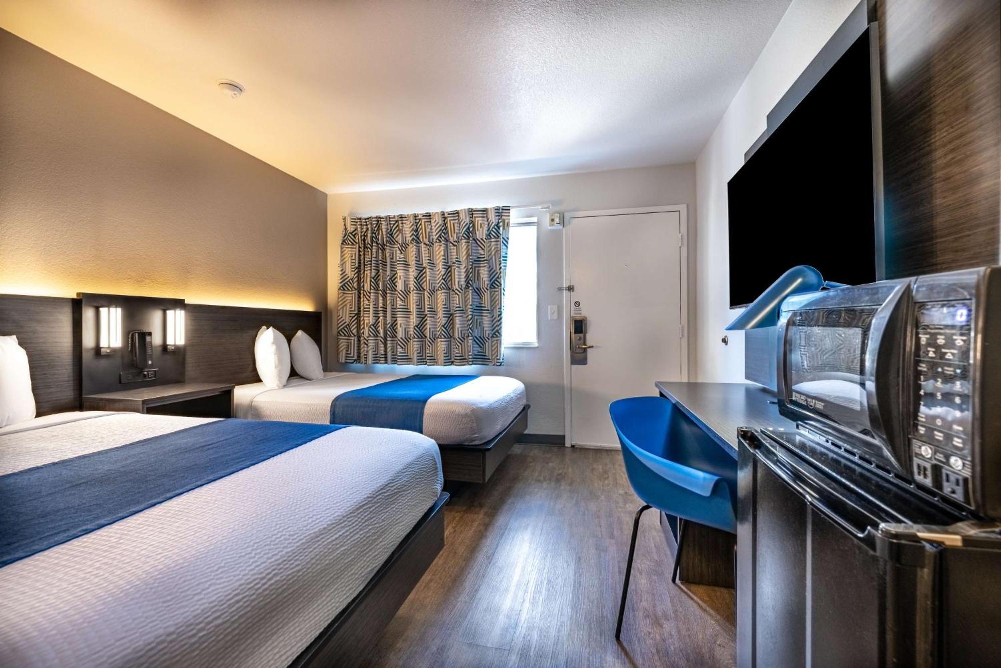 Deluxe Quadruple Room,1607224764:JPEG