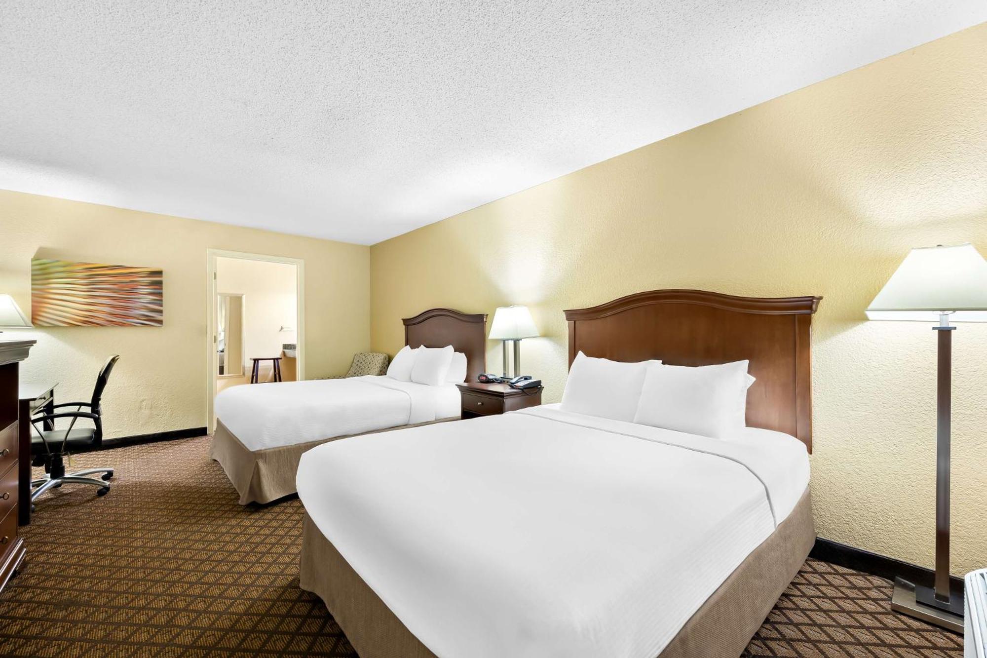 Queen Room with Two Queen Beds - Communication Assistance/Non-Smoking