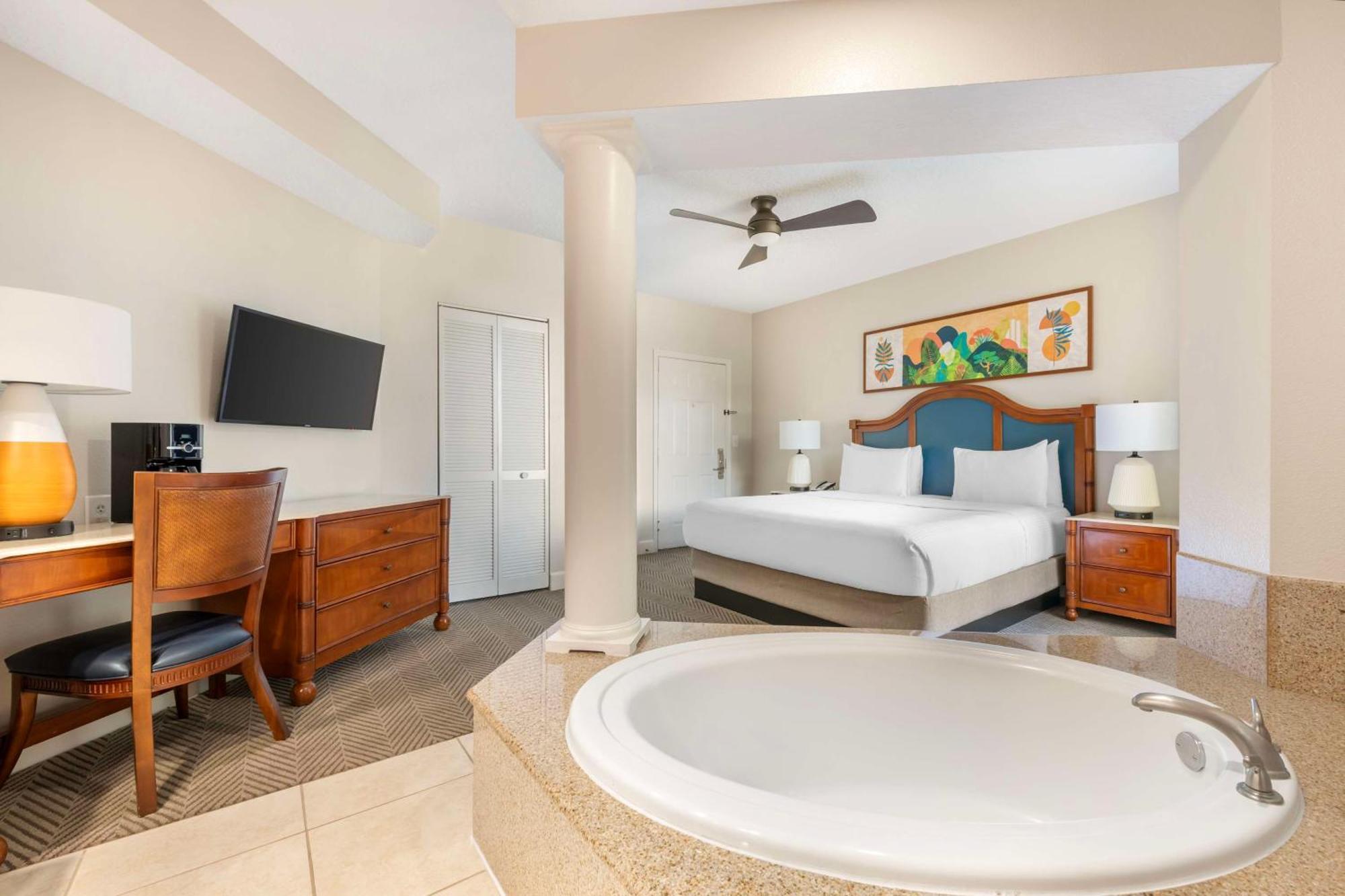King Studio with Garden Tub