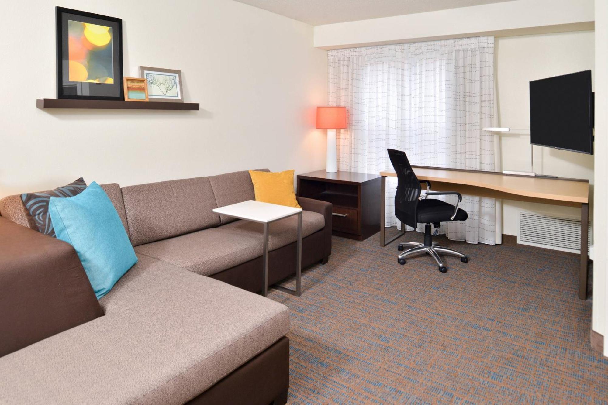 One-Bedroom King Suite with Sofa Bed and Transfer Shower - Mobility/Hearing Accessible